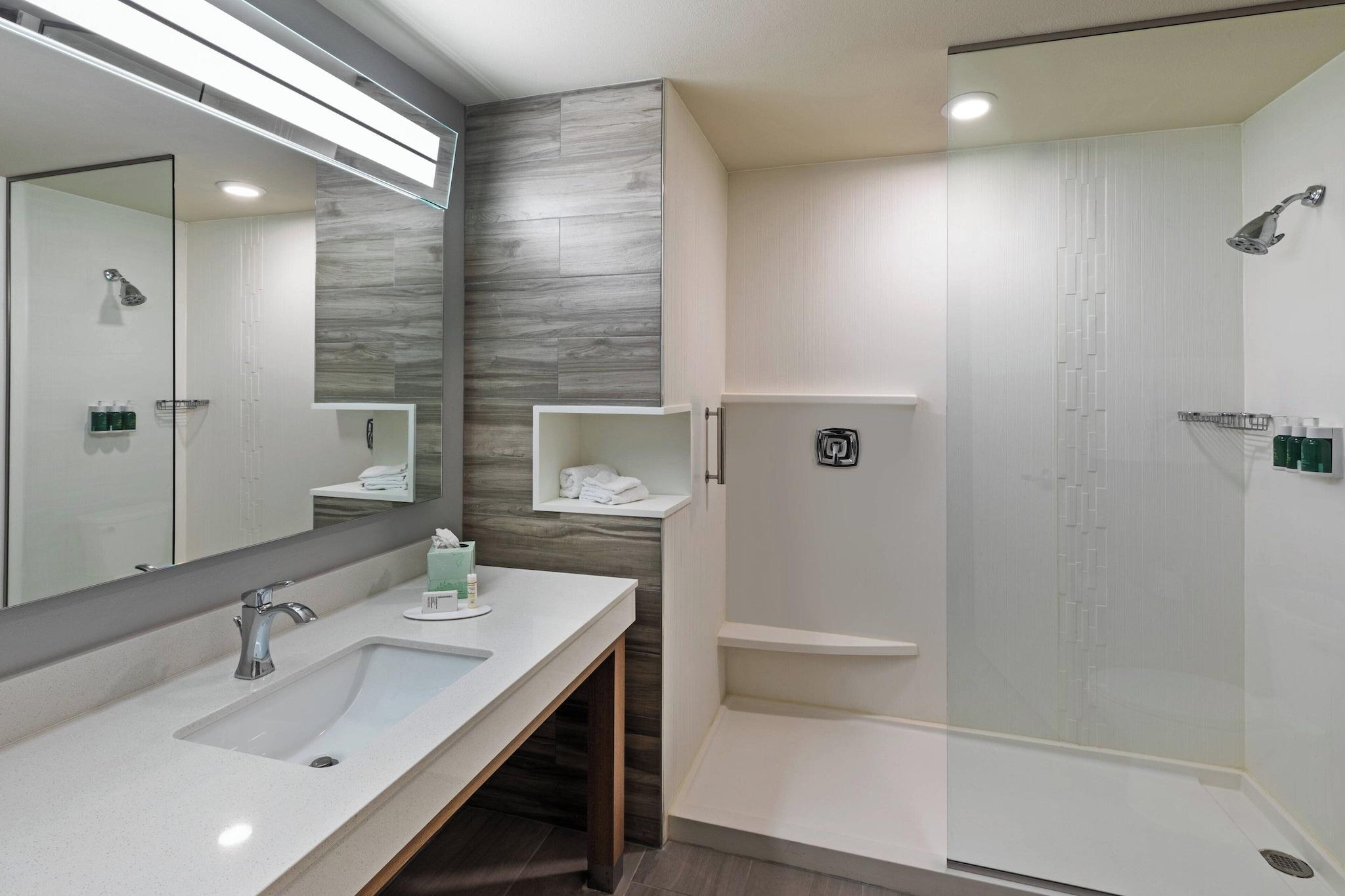 Suite Ocean View Two Queen Beds