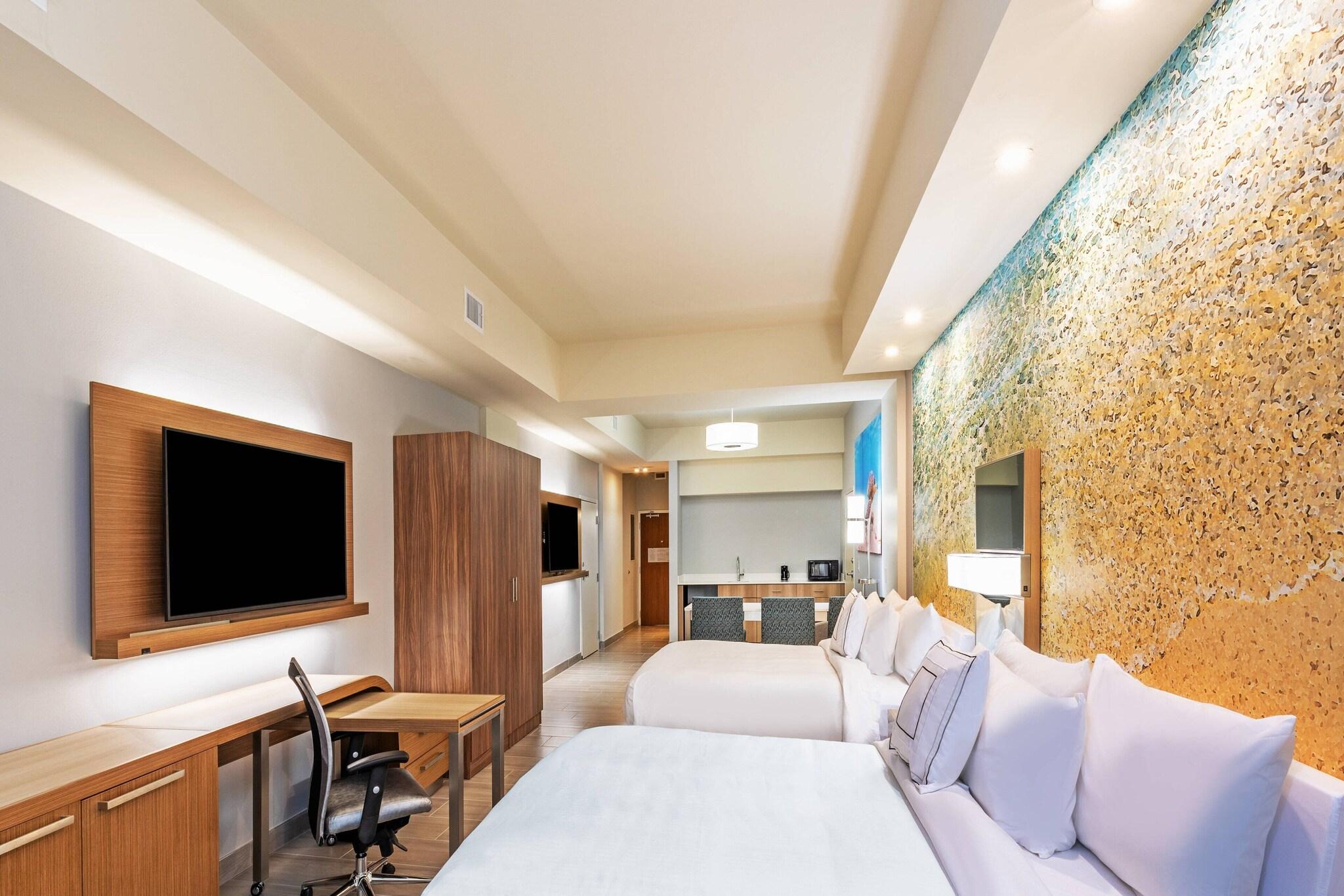 Suite Ocean View Two Queen Beds