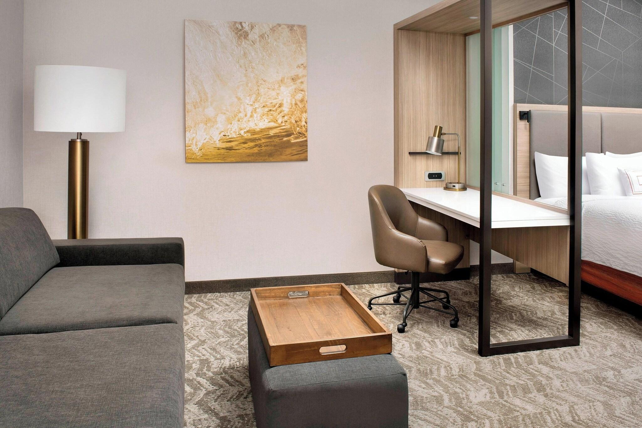 Suite Two Queen Beds