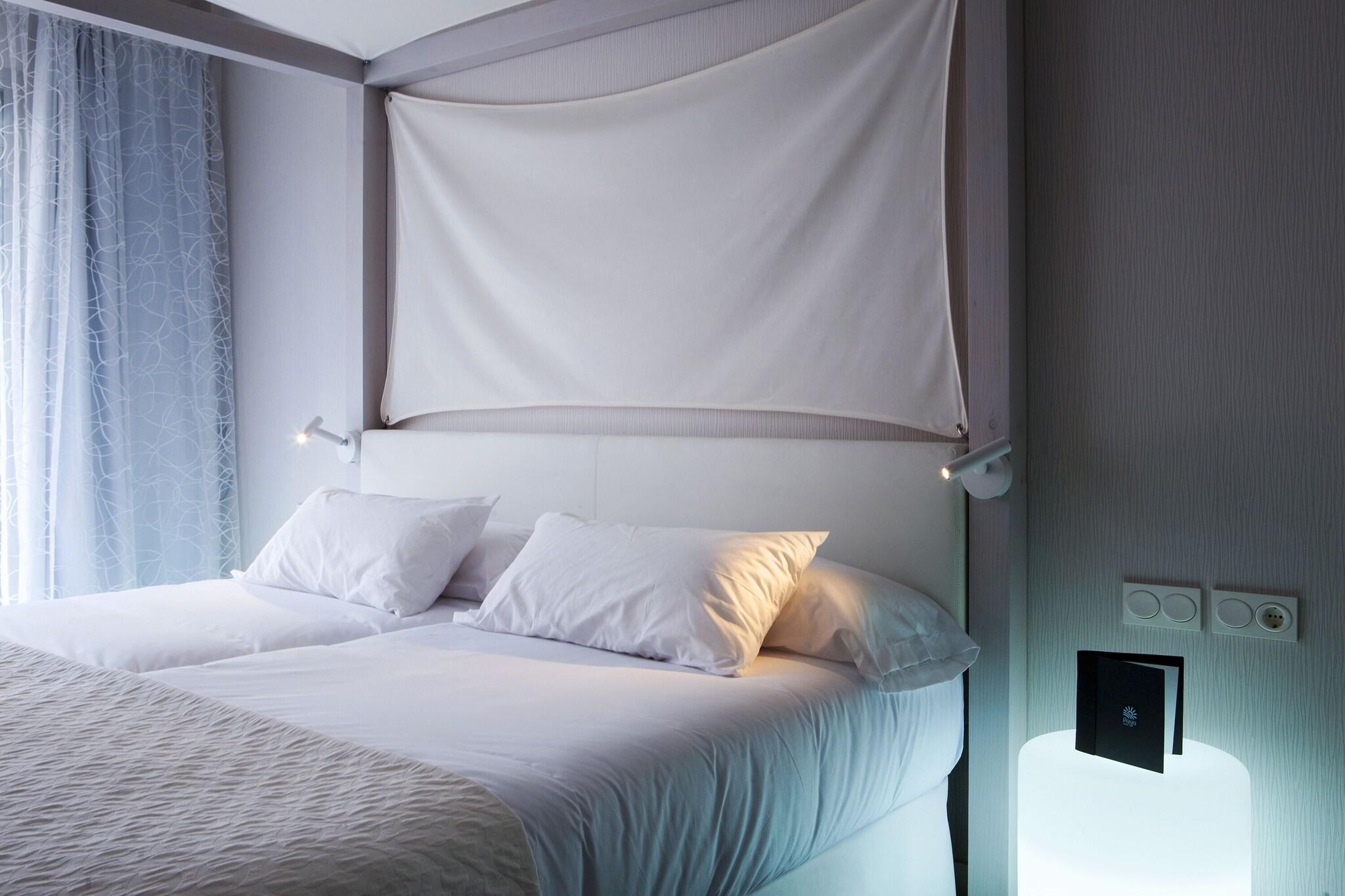 Double King Size Bed