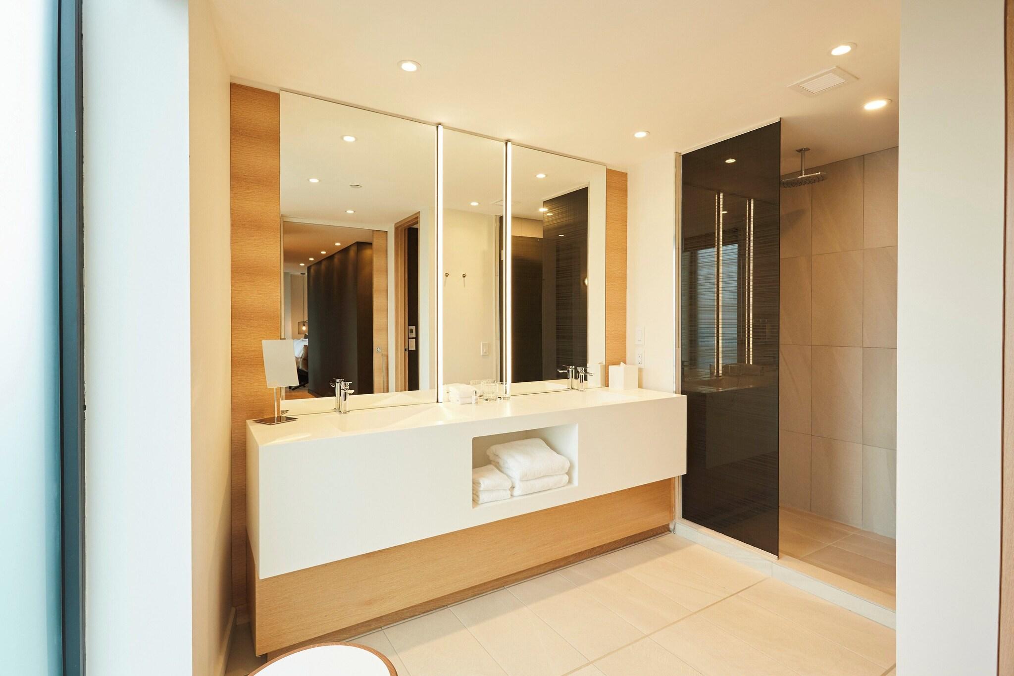 Suite Premier King Bed