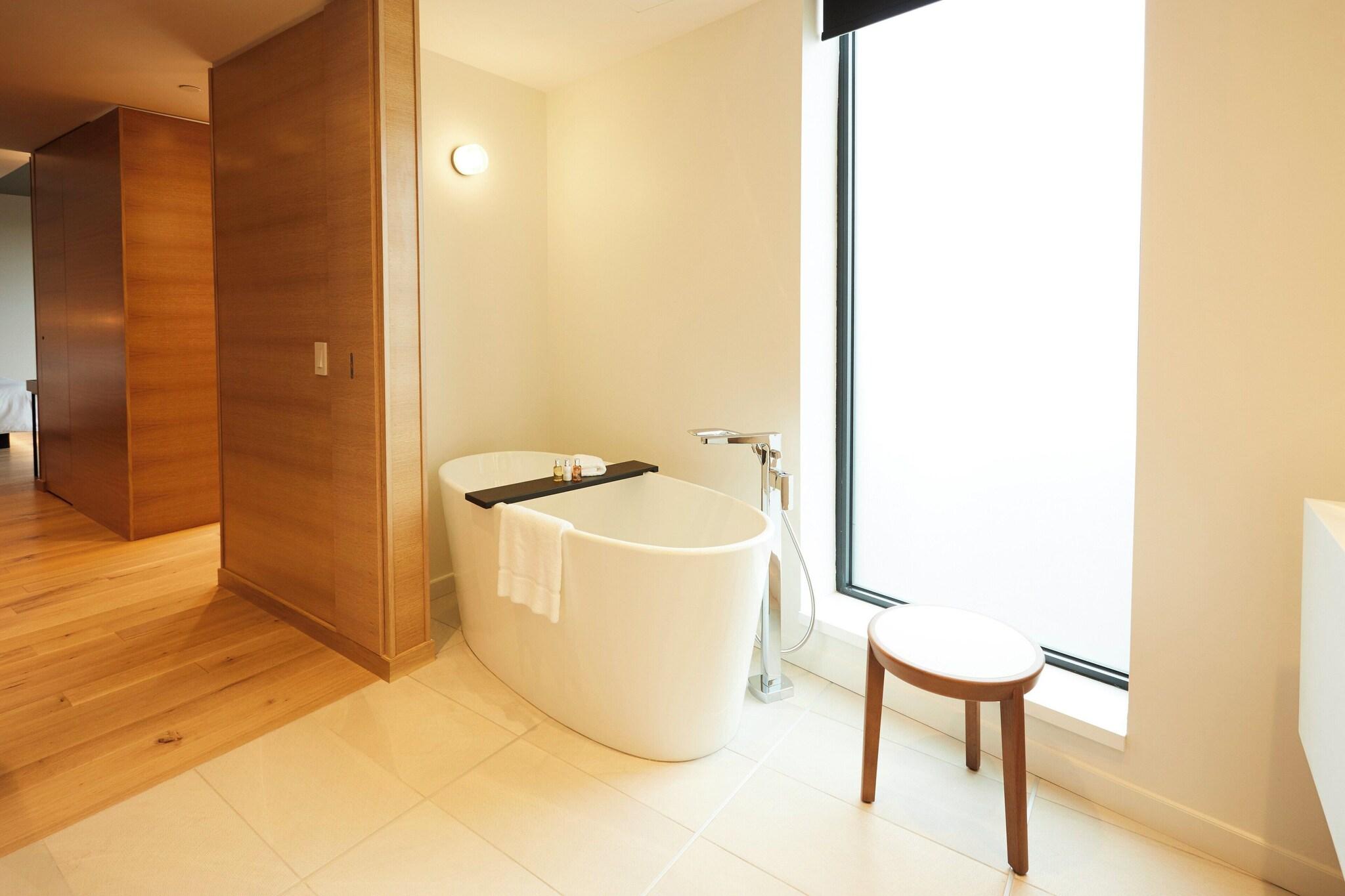 Suite Premier King Bed