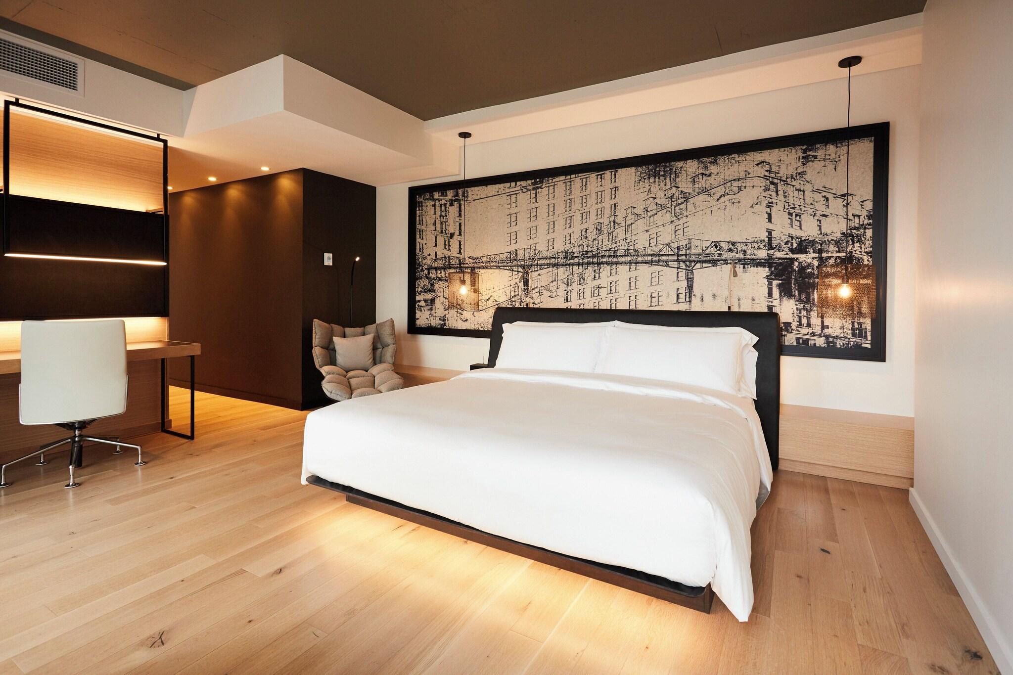 Suite Premier King Bed