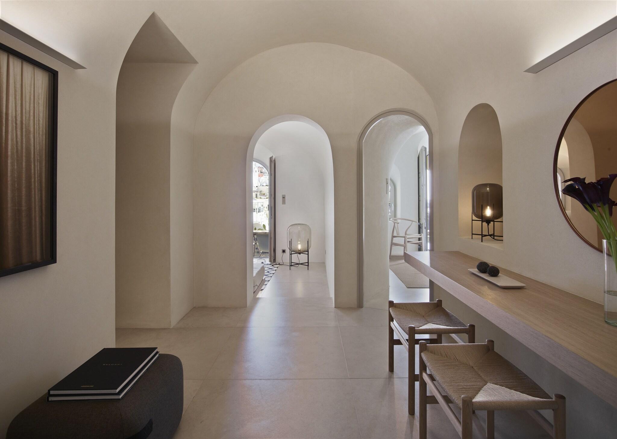 Suite Queen Size Bed