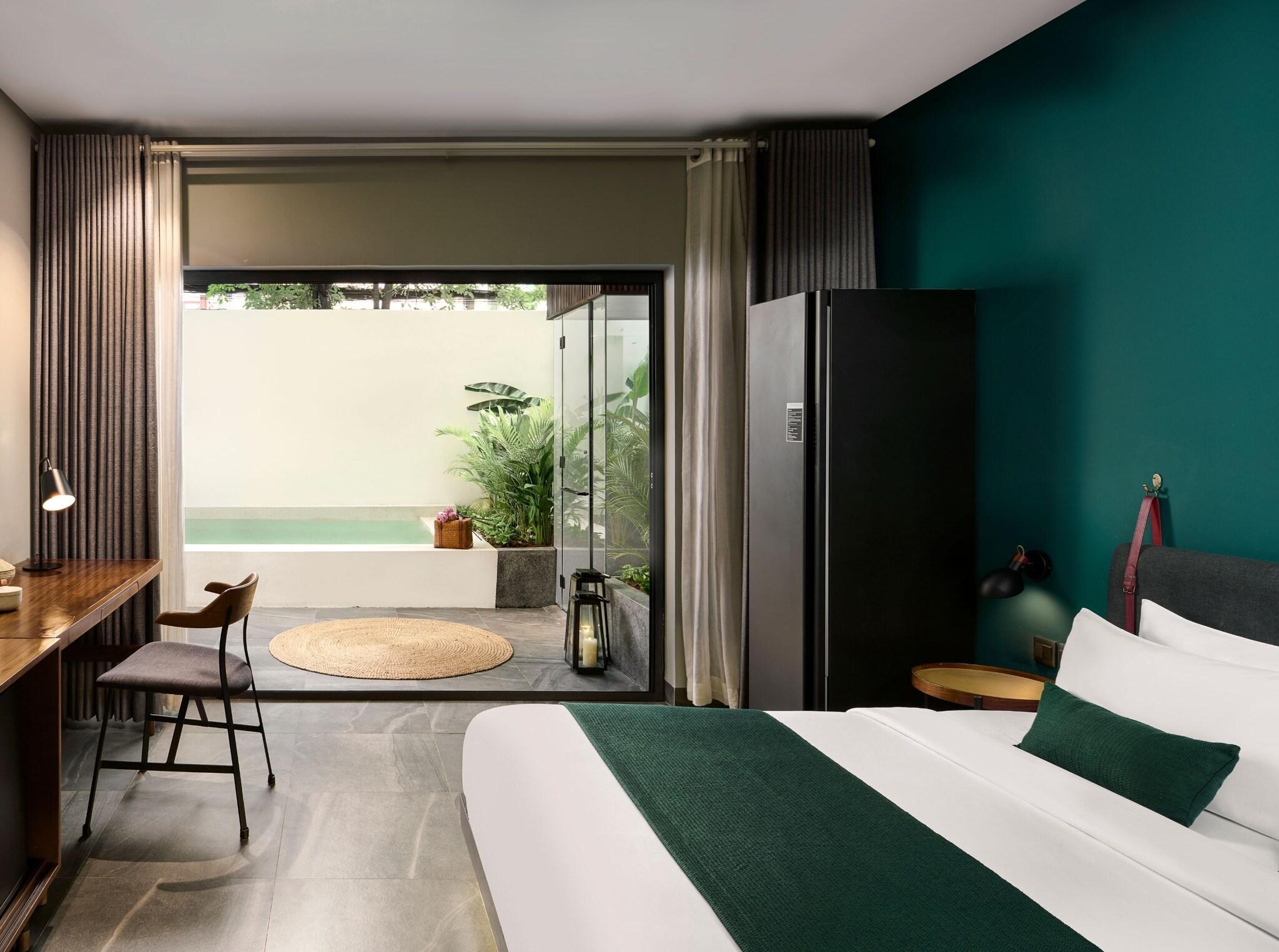 Double King Size Bed