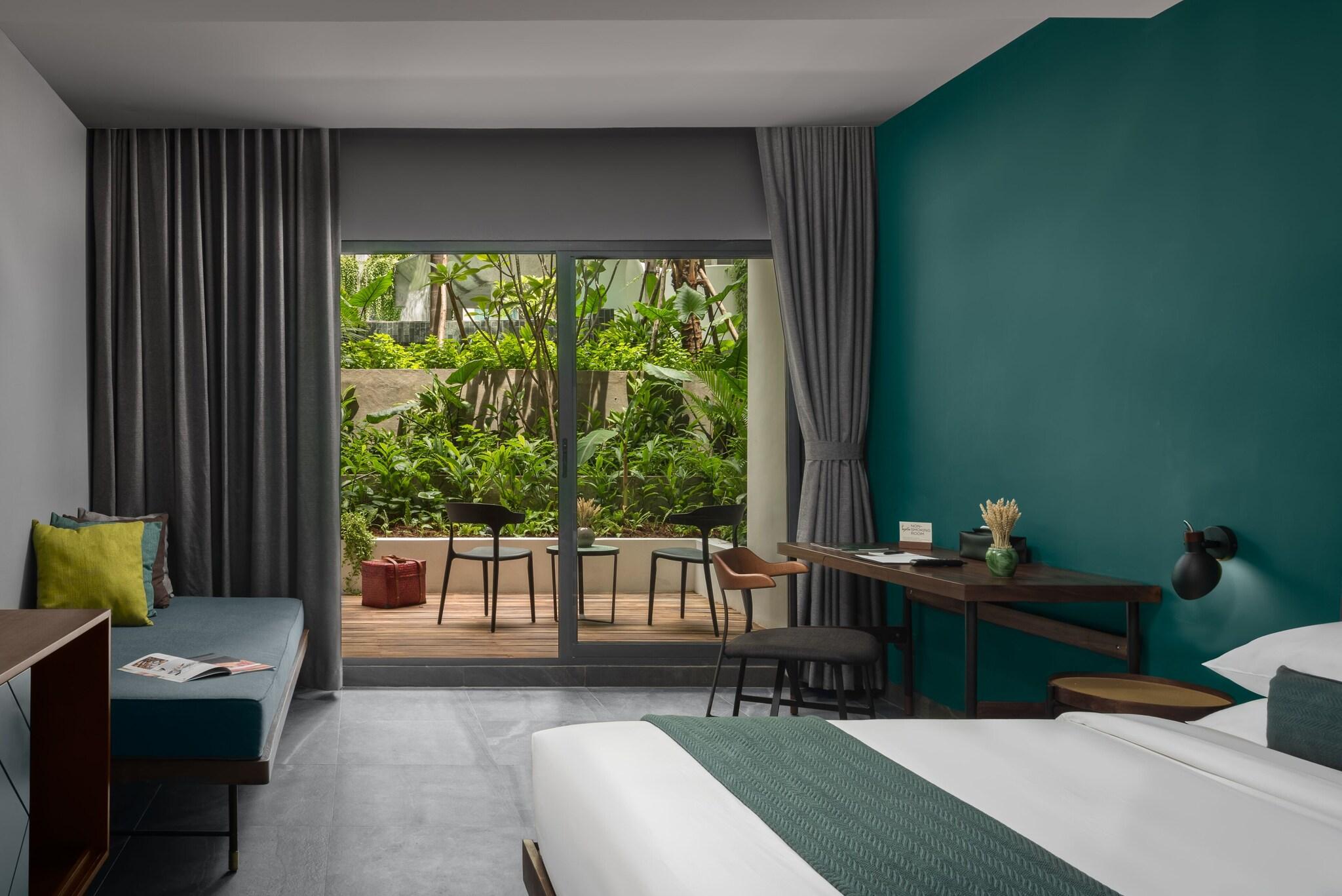 Double Superior Garden View