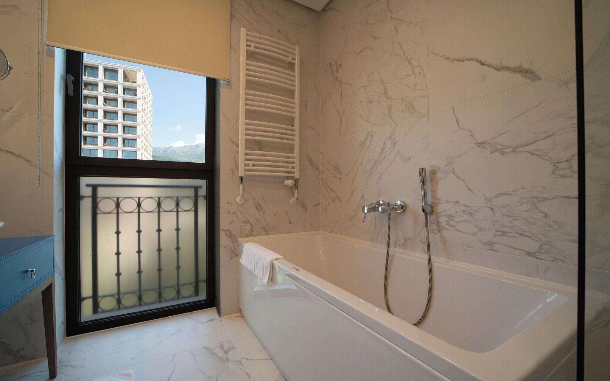 Double or Twin Superior