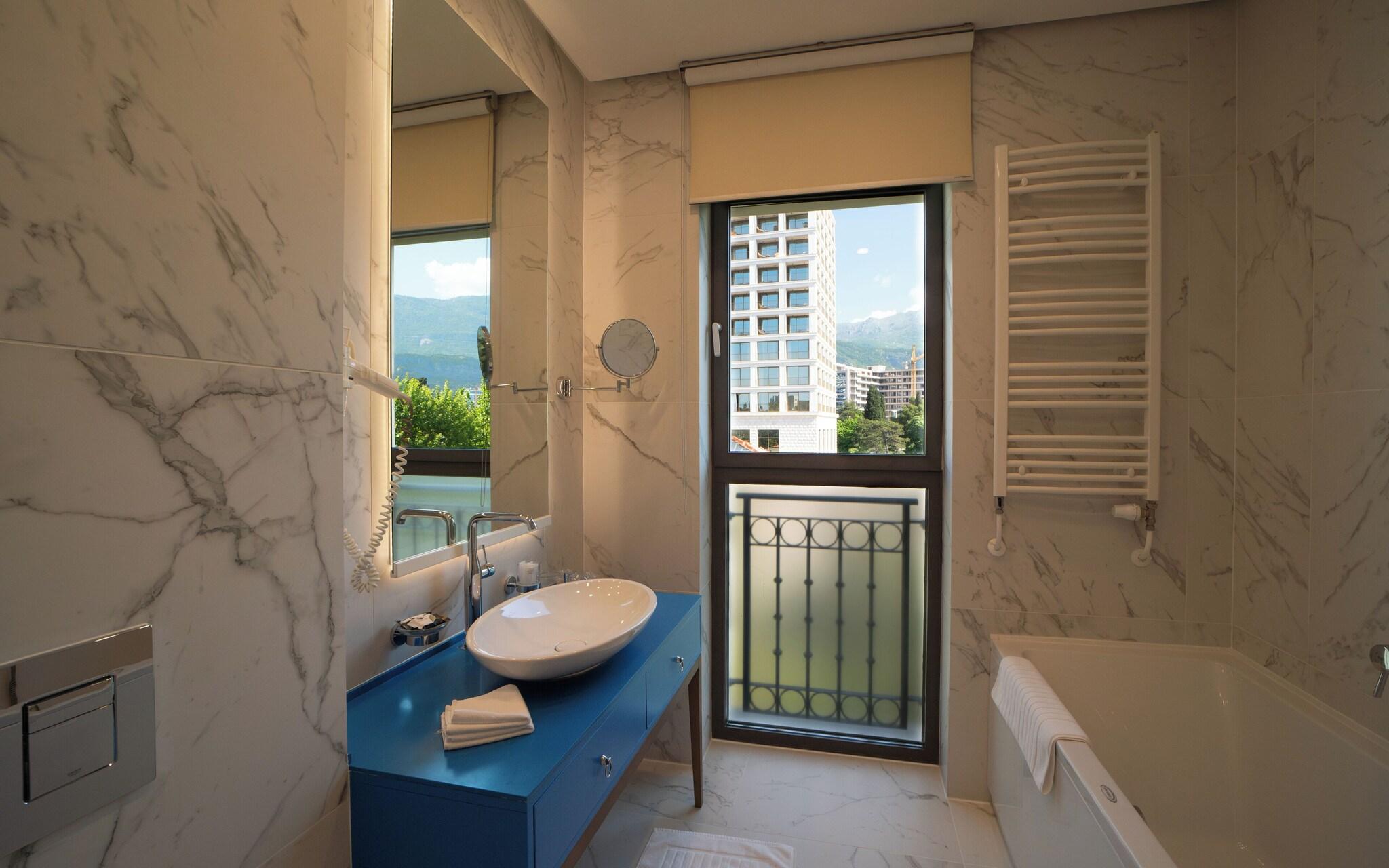 Double or Twin Superior