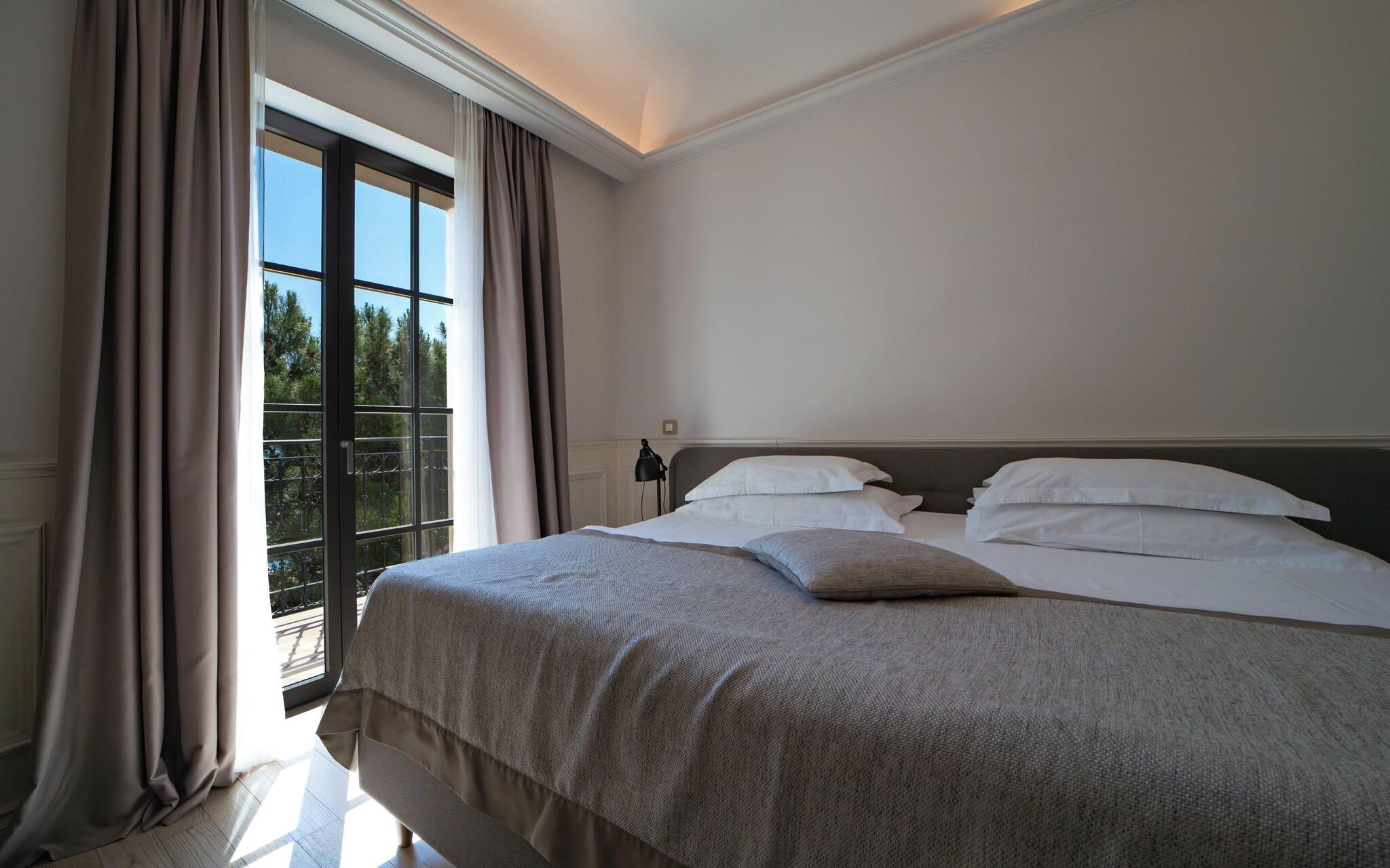 Double or Twin Sea View