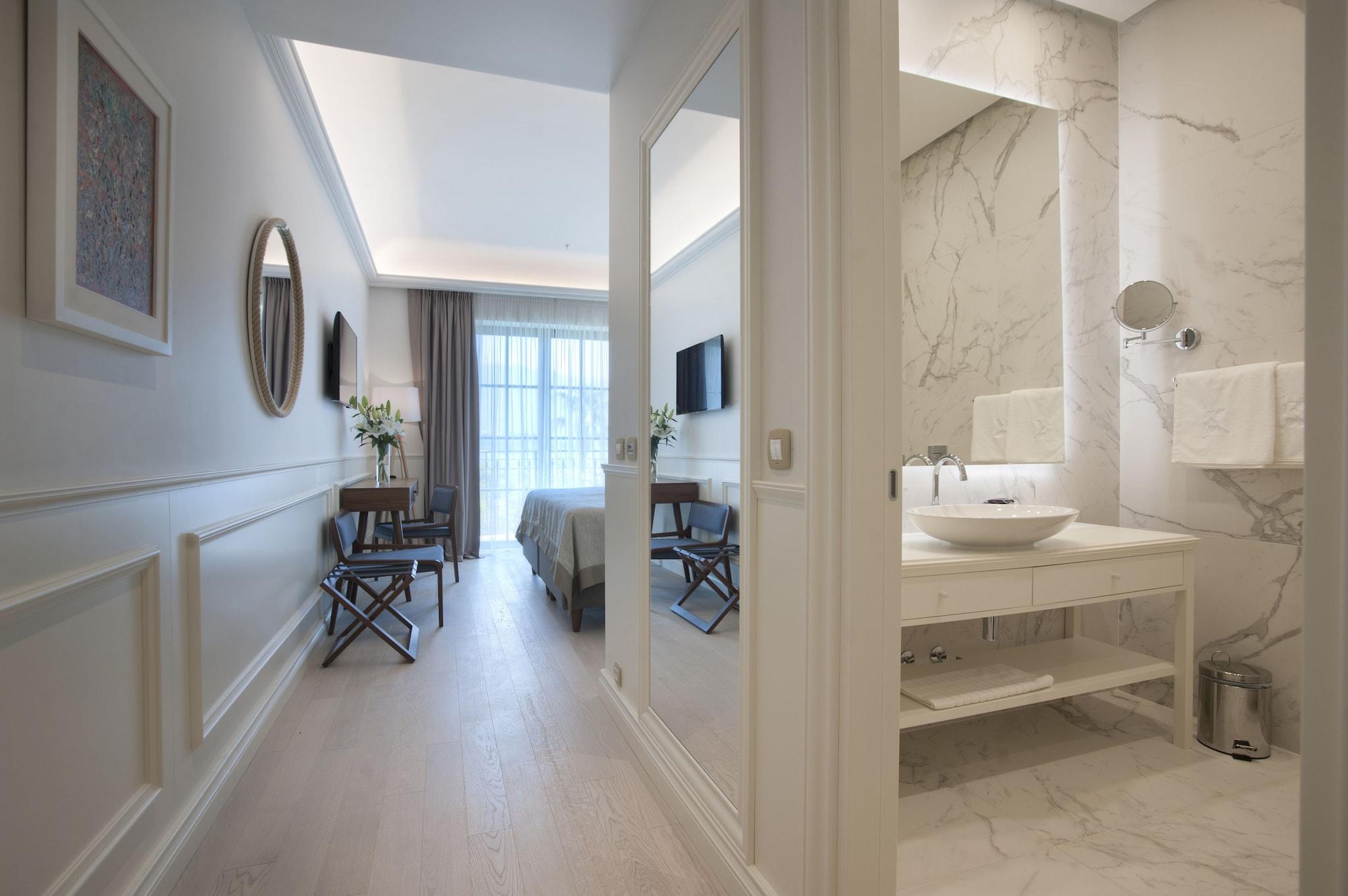 Double or Twin Sea View