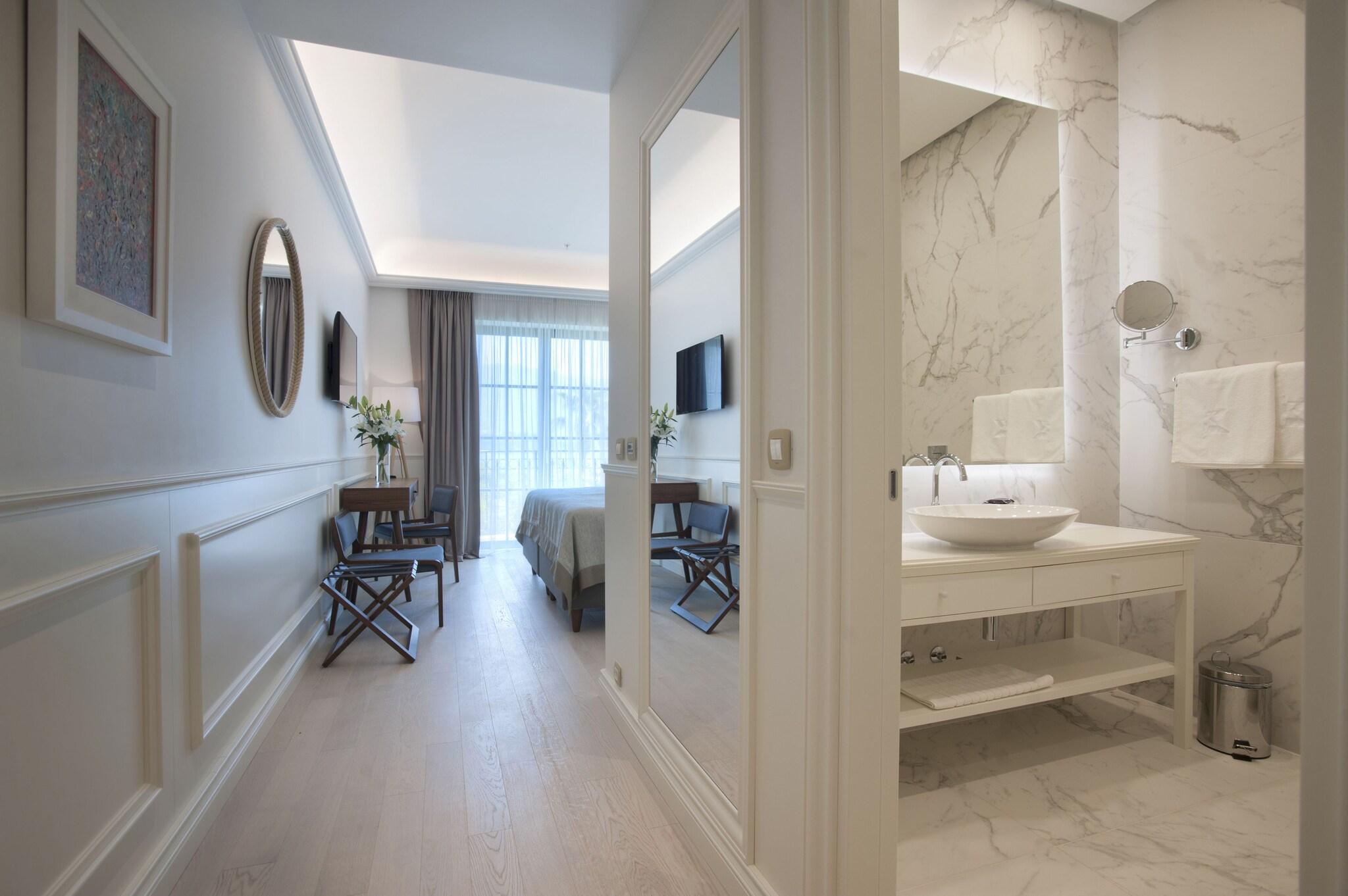 Double or Twin Sea View