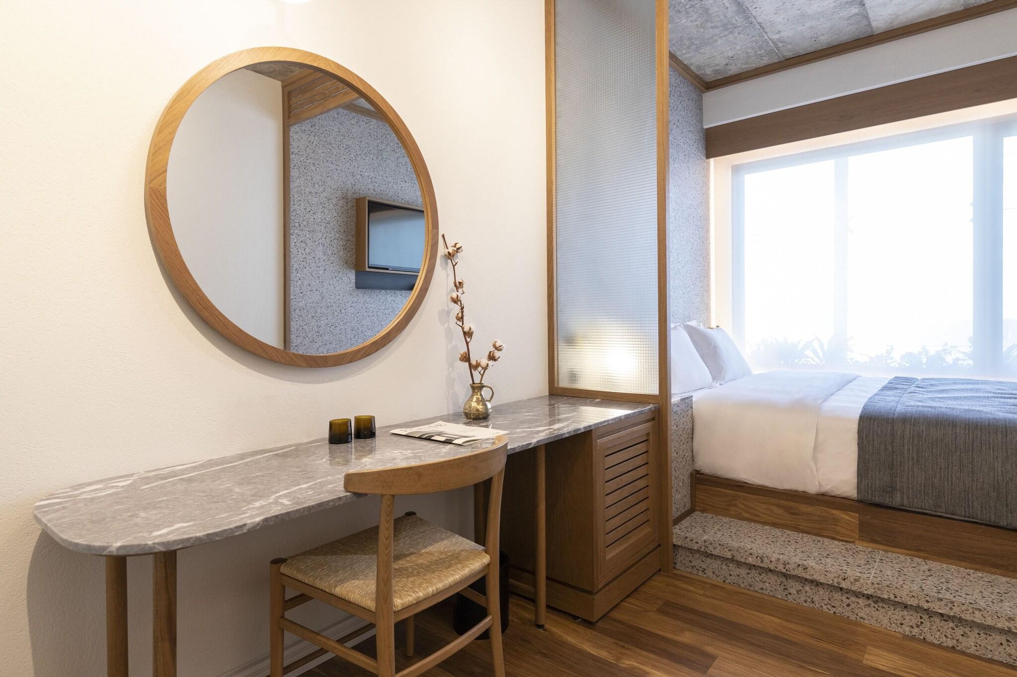 Double King Size Bed