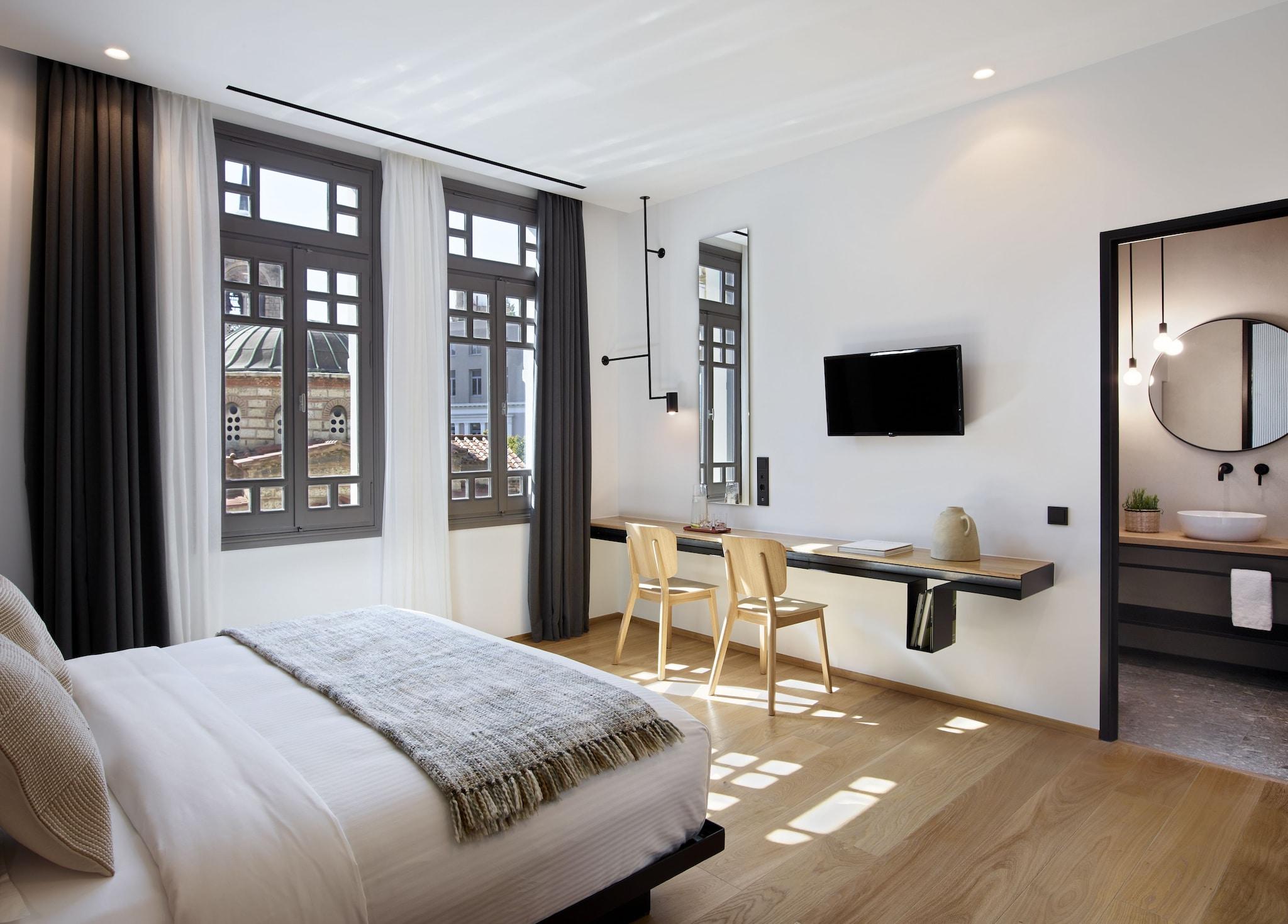 Twin Deluxe City View