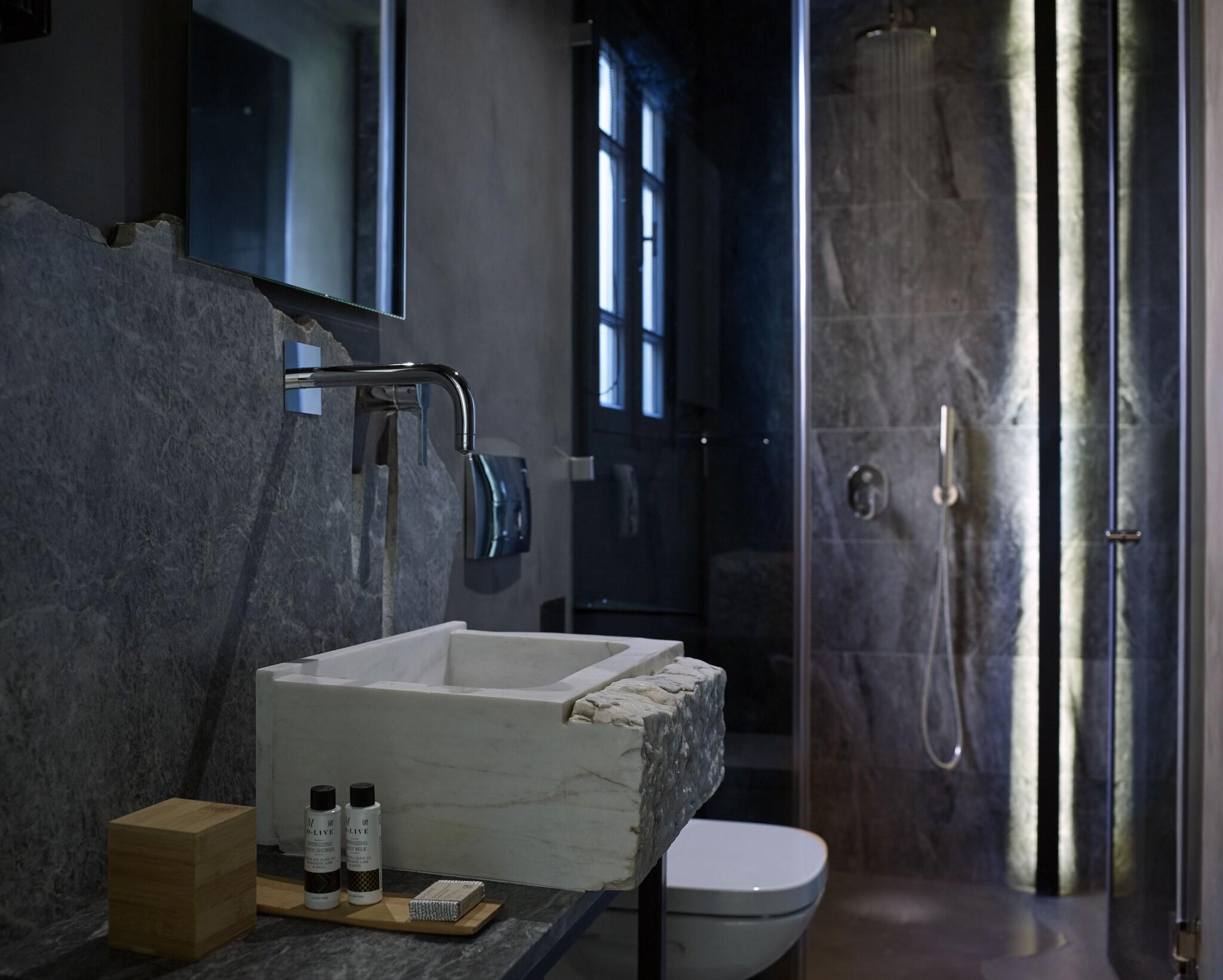 Junior Suite with Views