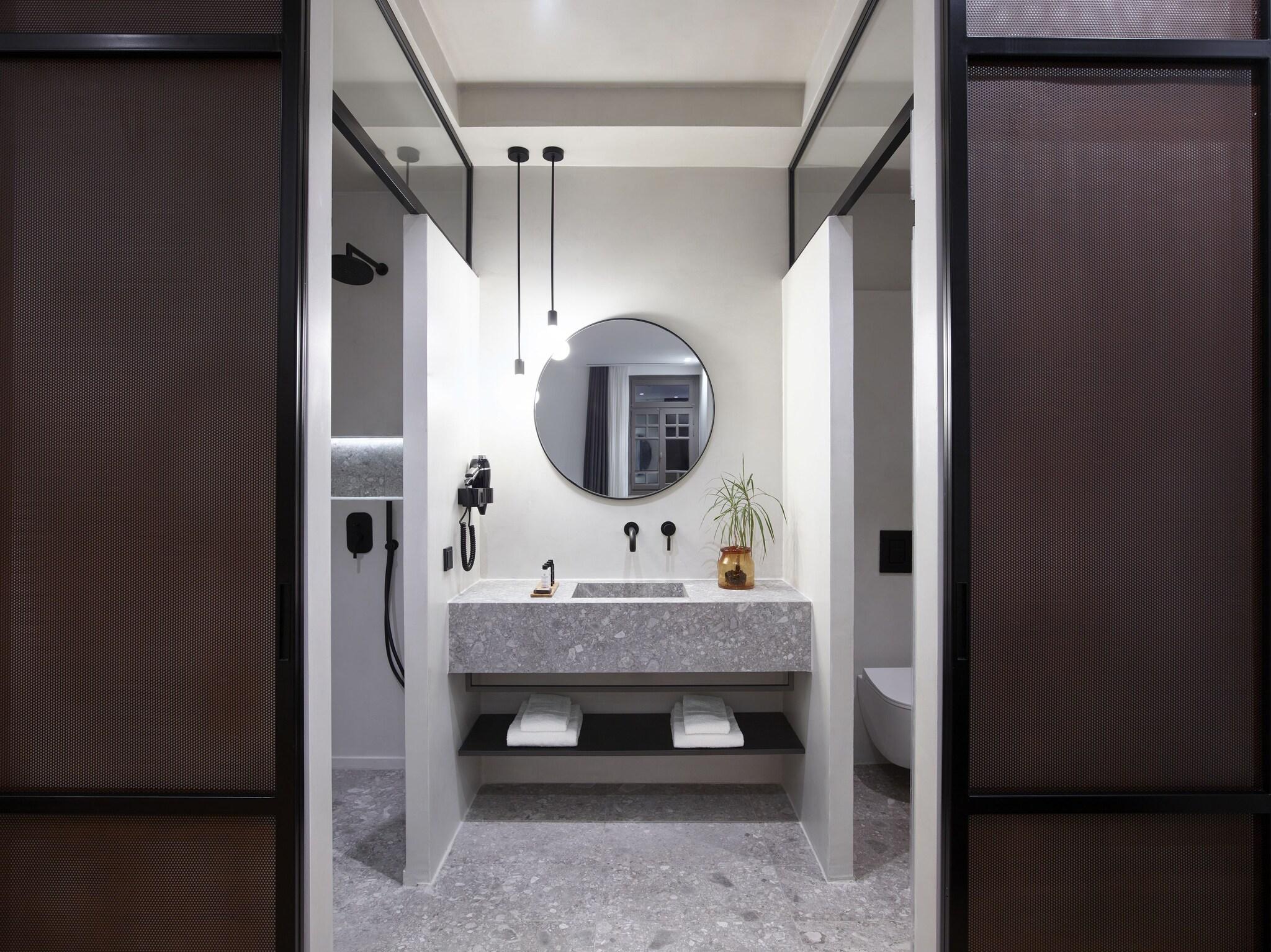 Junior Suite with Views