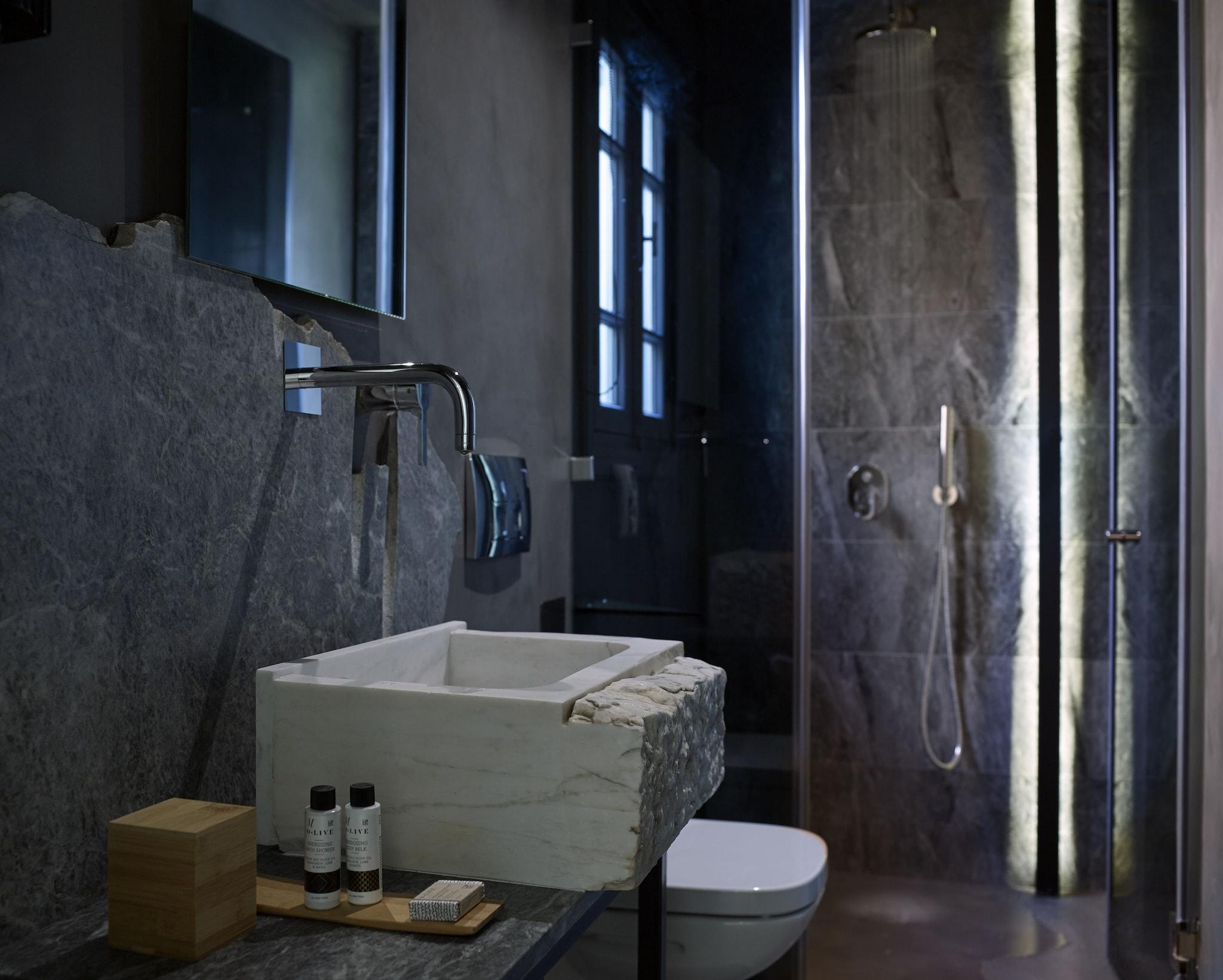 Junior Suite with Views