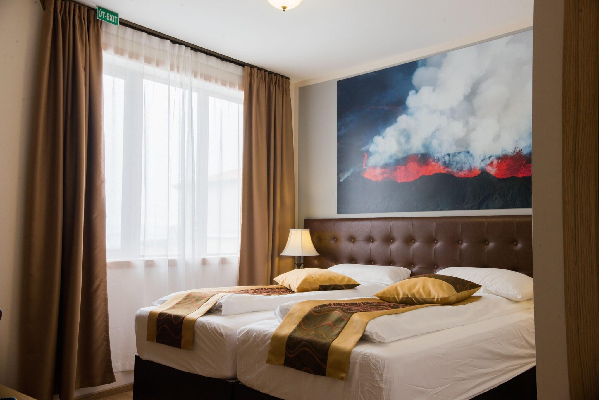 Double or Twin Queen Size Bed