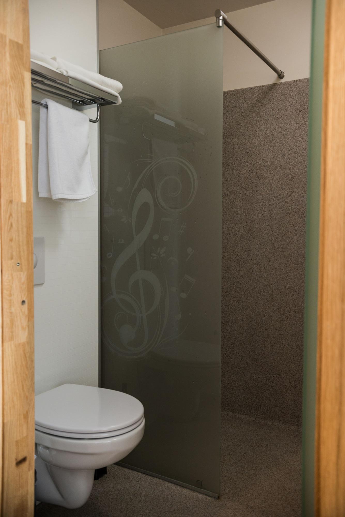 Double or Twin Two Beds