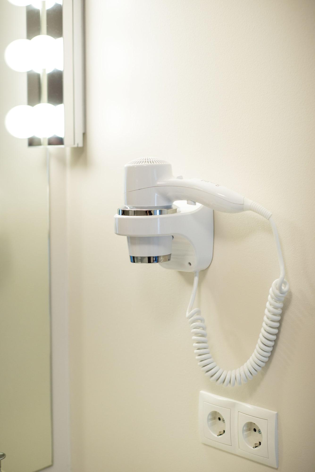 Triple King Size Bed