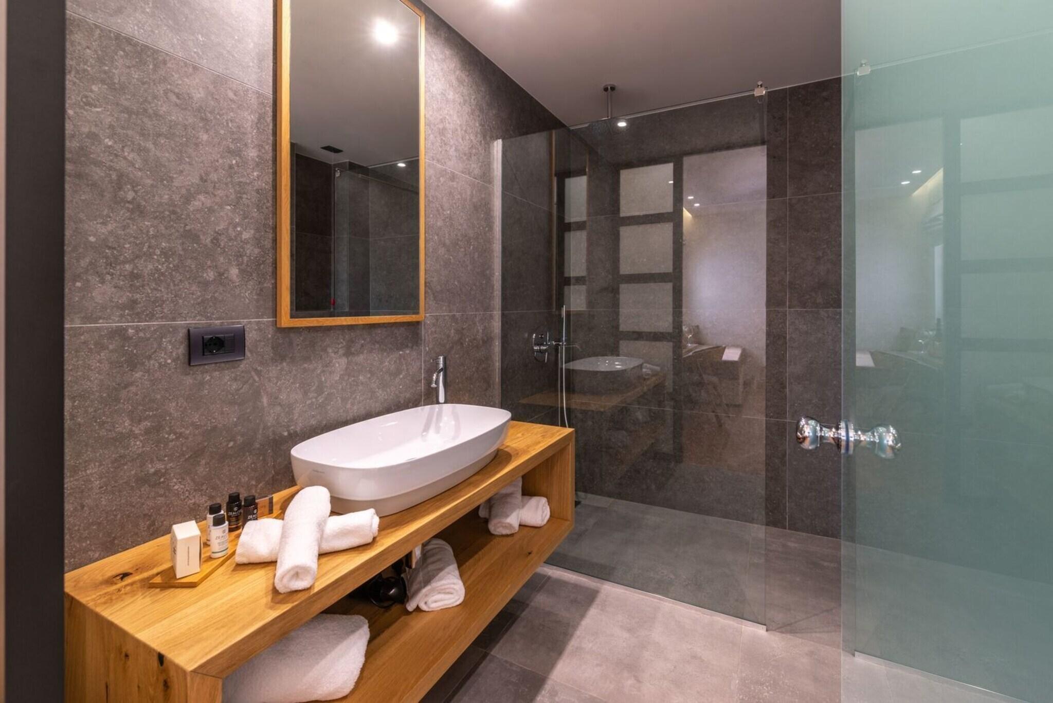 Triple King Size Bed