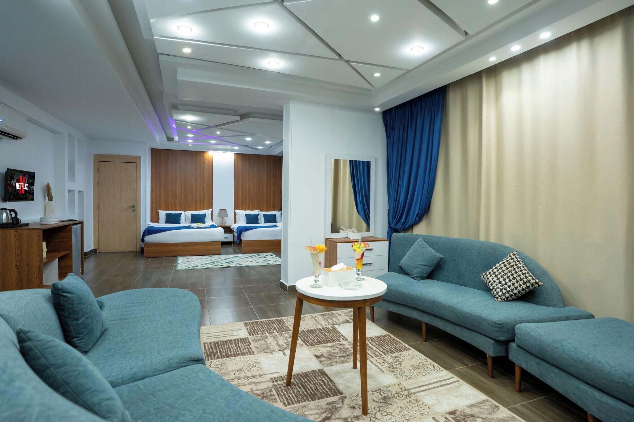 Suite Deluxe with Views