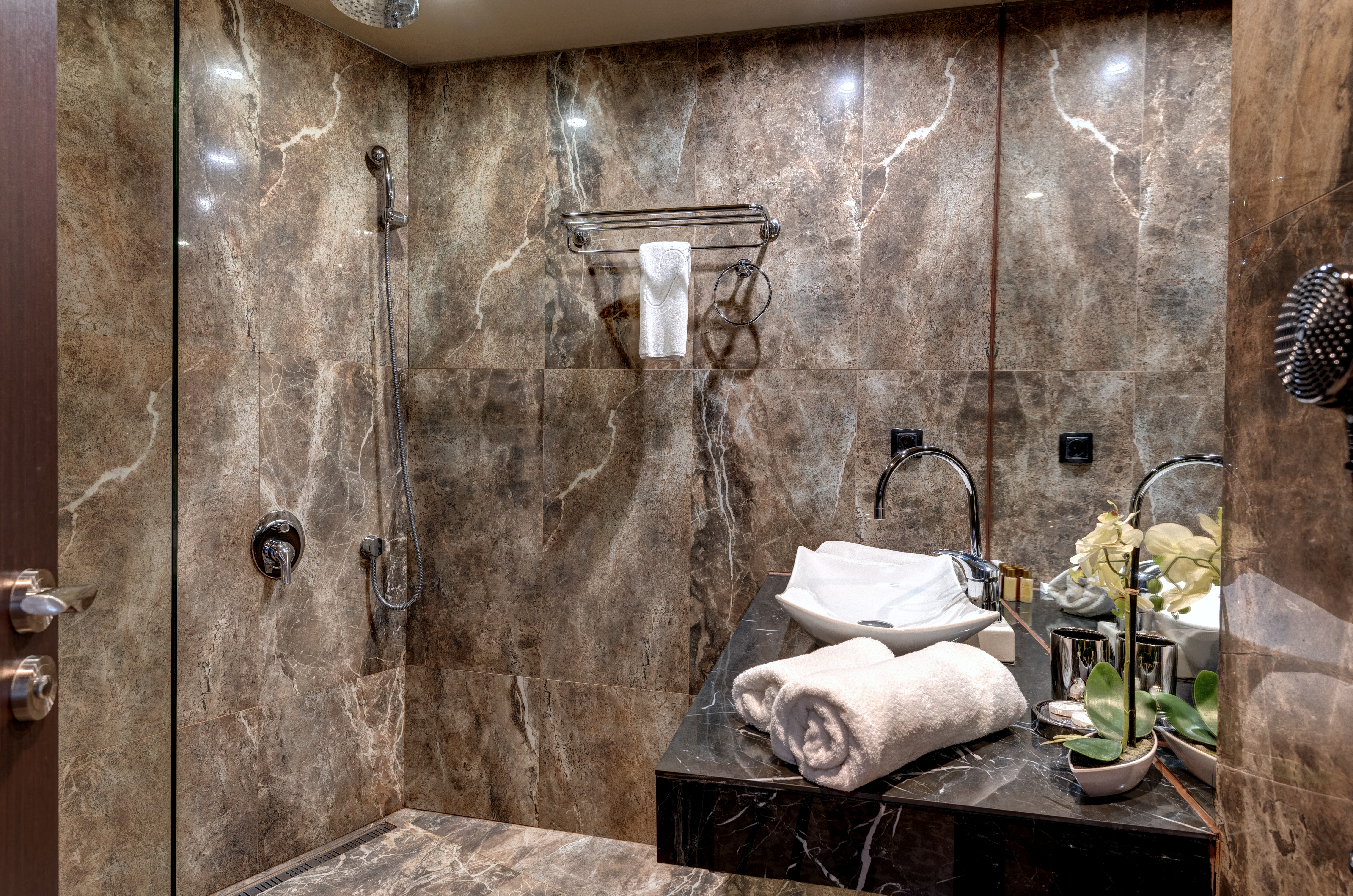 Double Deluxe Side Sea View