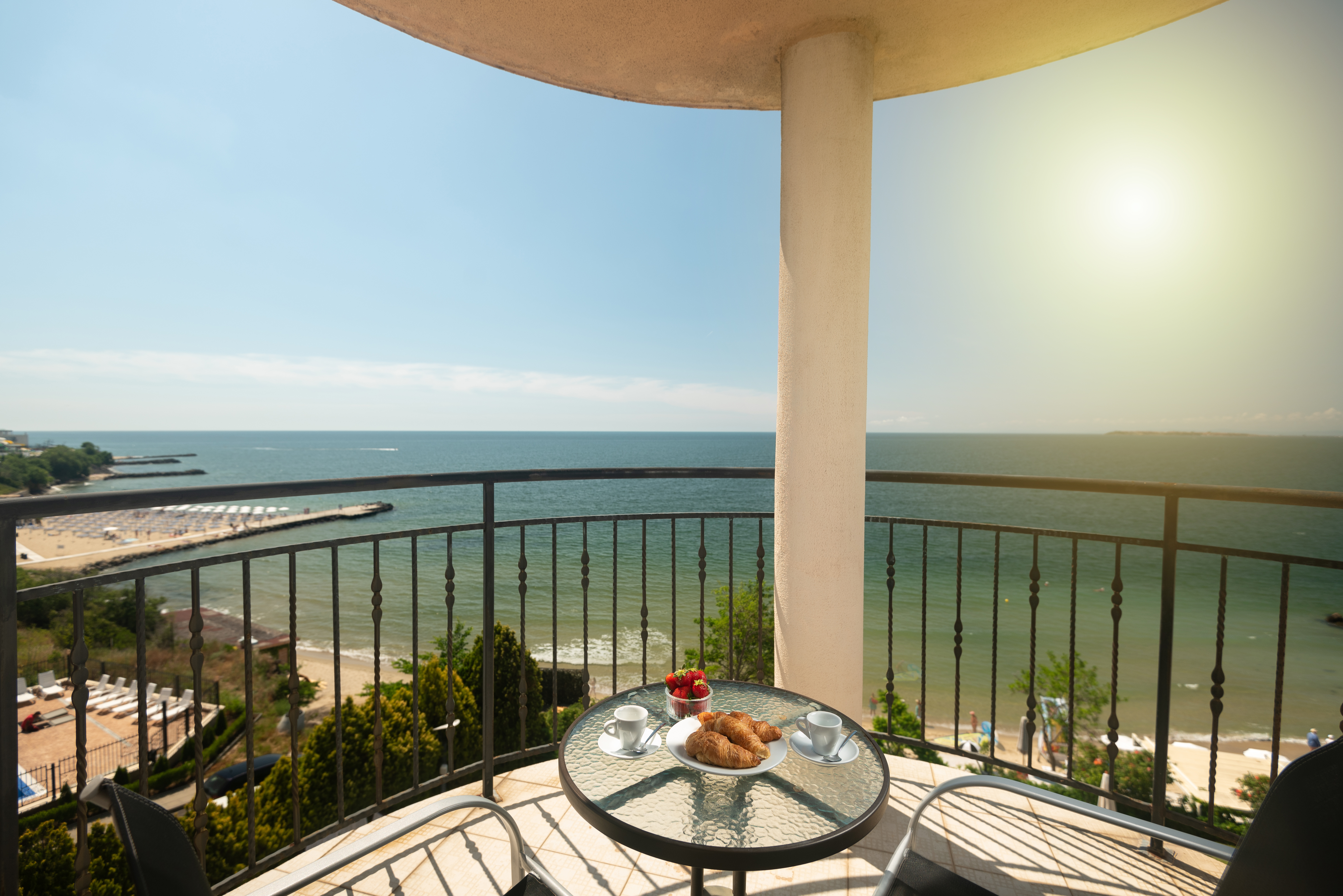 Double Deluxe Side Sea View