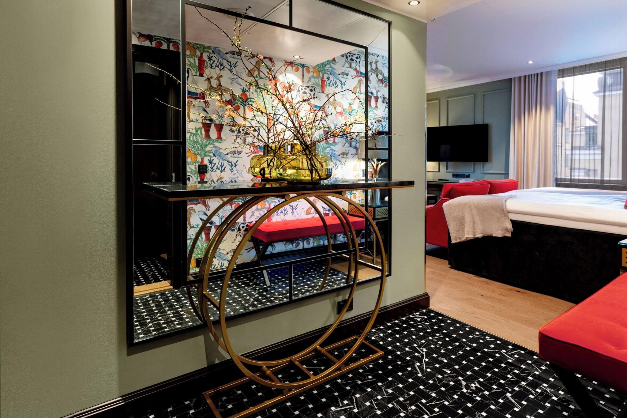 Double King Size Bed