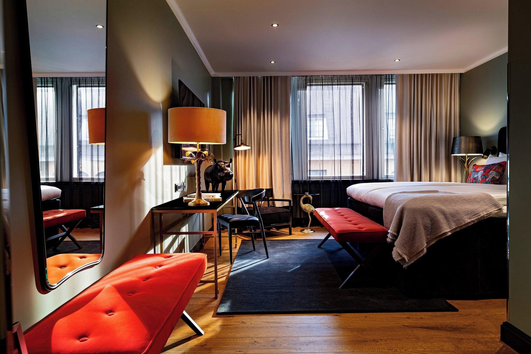 Double King Size Bed