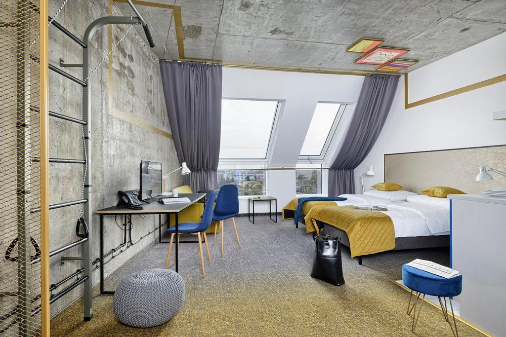 Double Single Deluxe