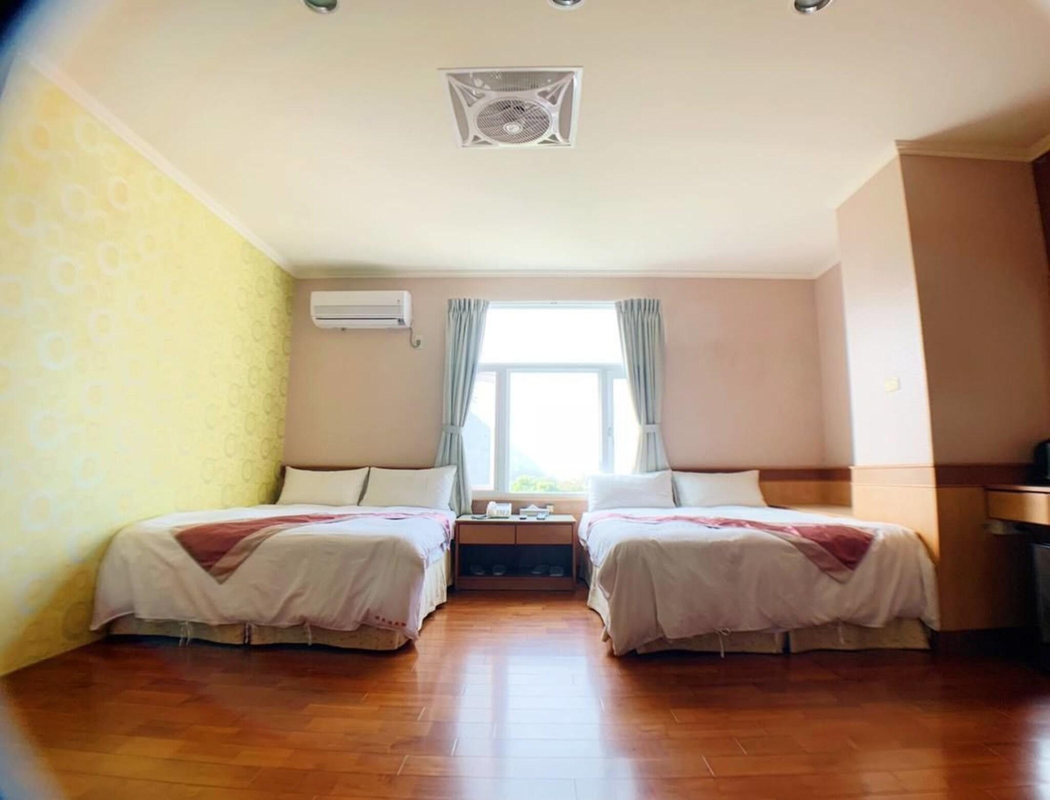 Family Room Two King Beds