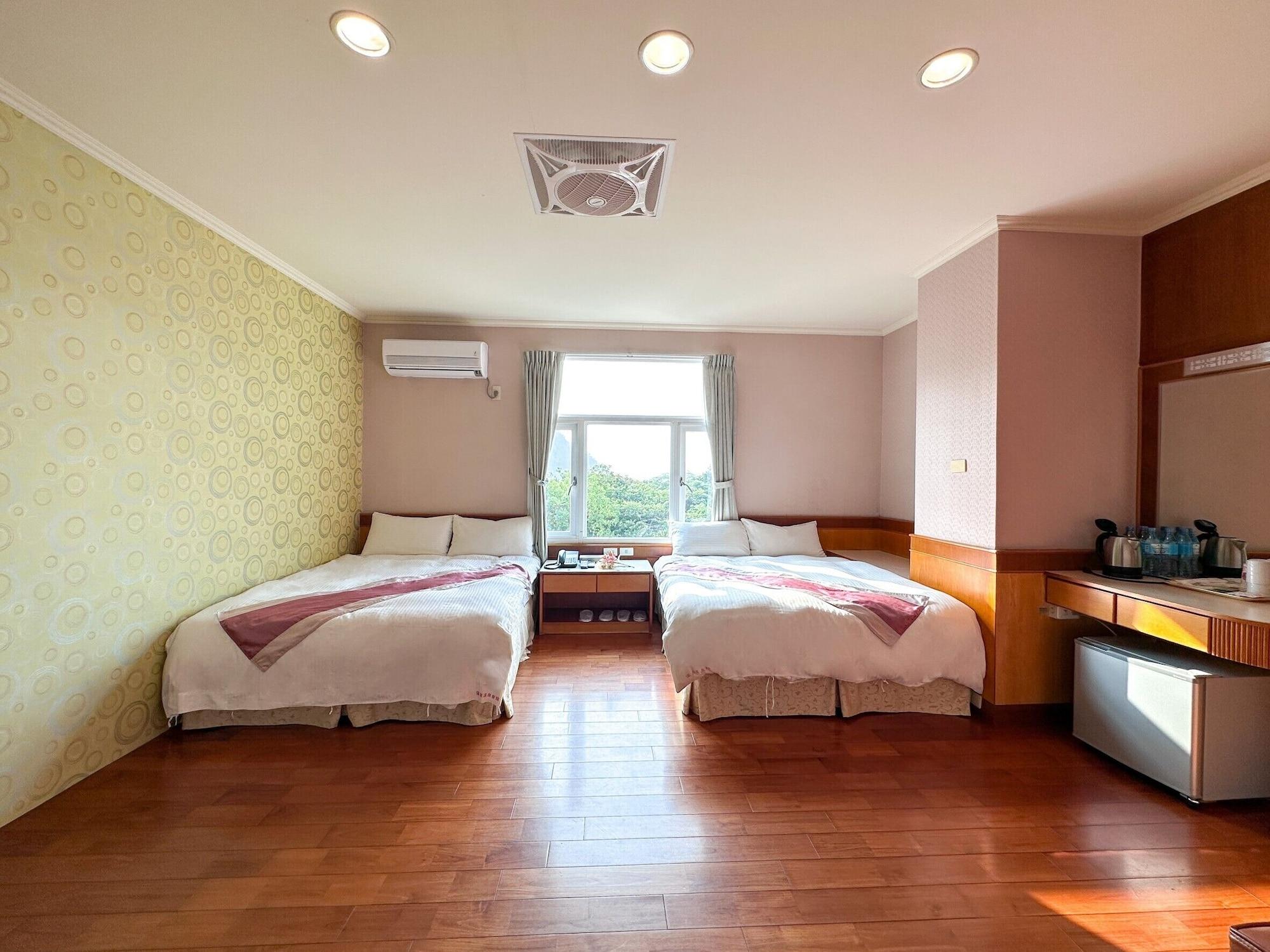 Family Room Two King Beds