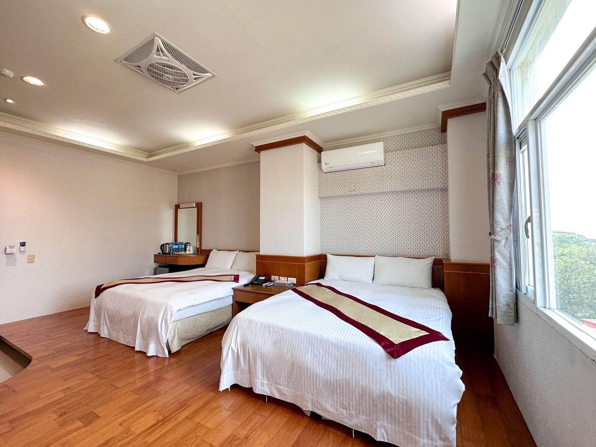 Family Room Two King Beds