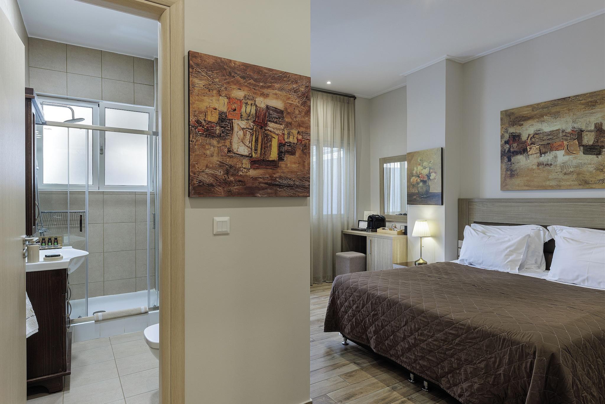 Double Classic Queen Bed