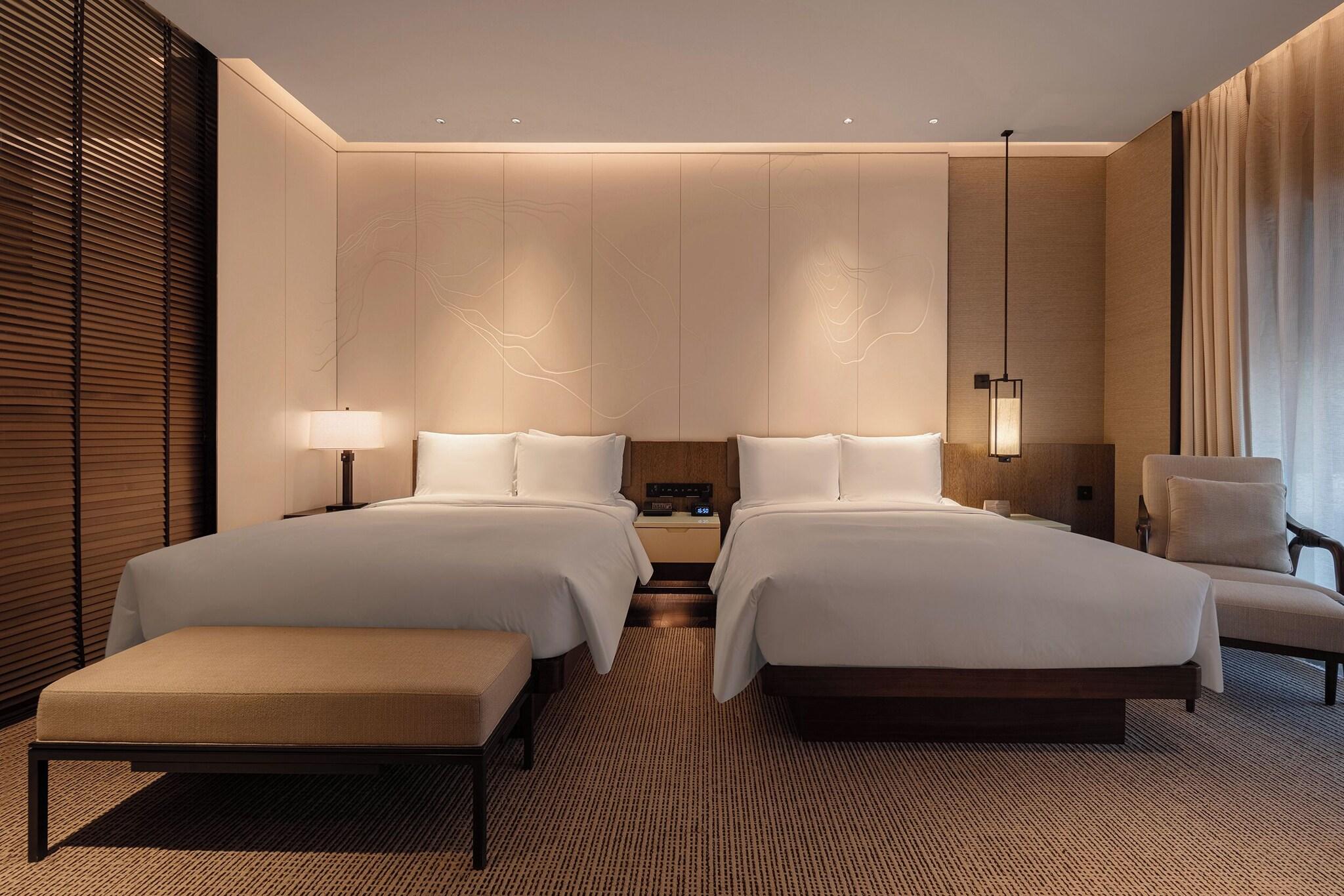 Double Two Queen Beds