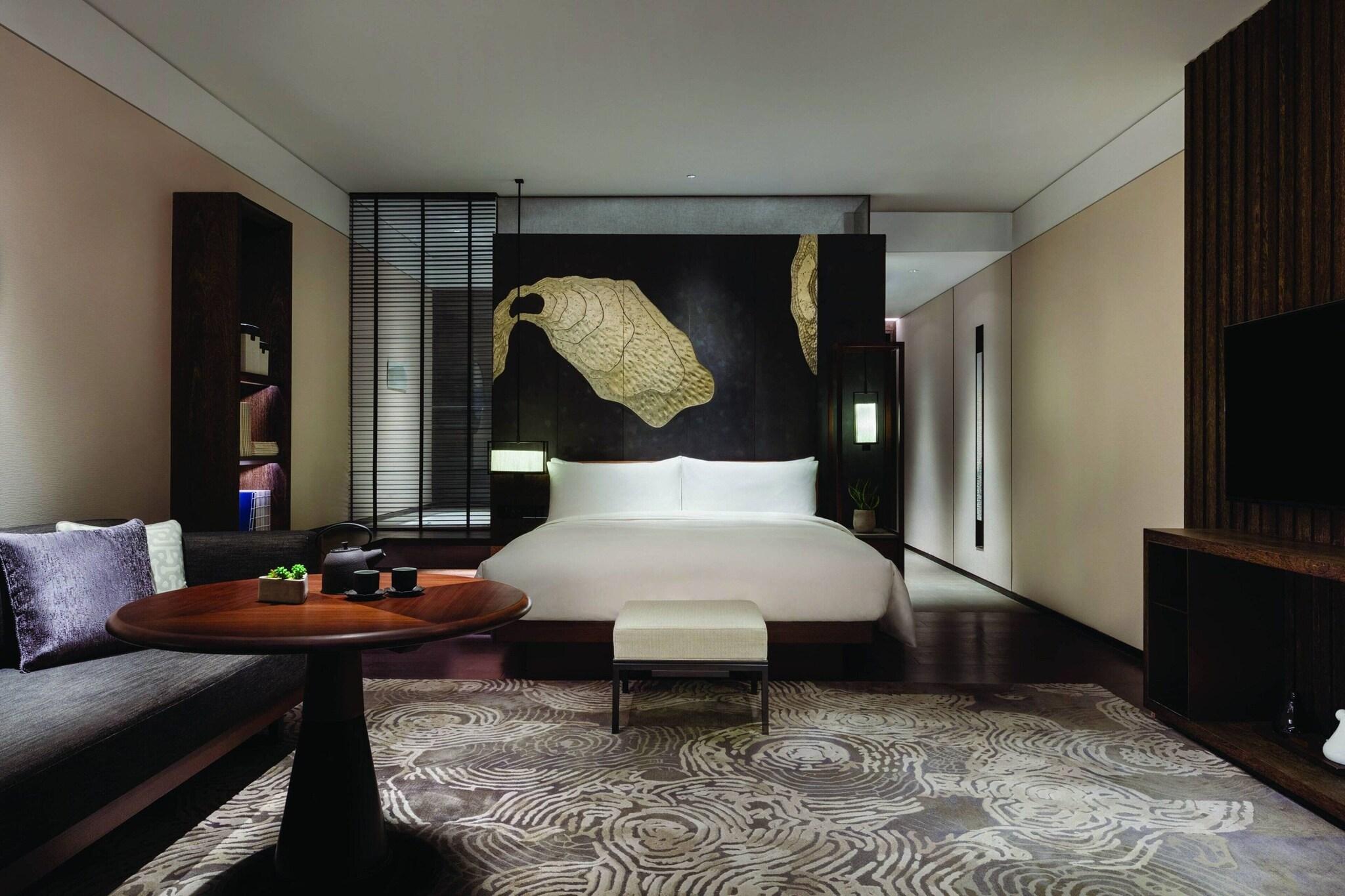 Double King Size Bed