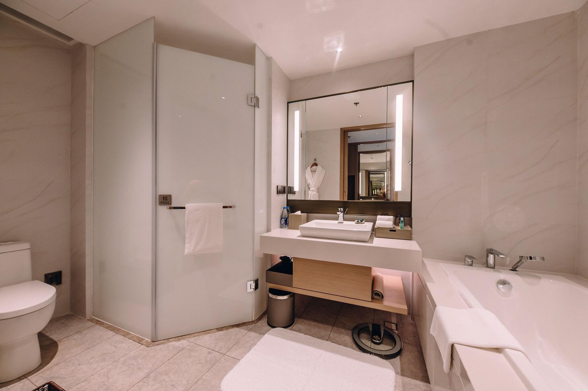 Double City View King Bed