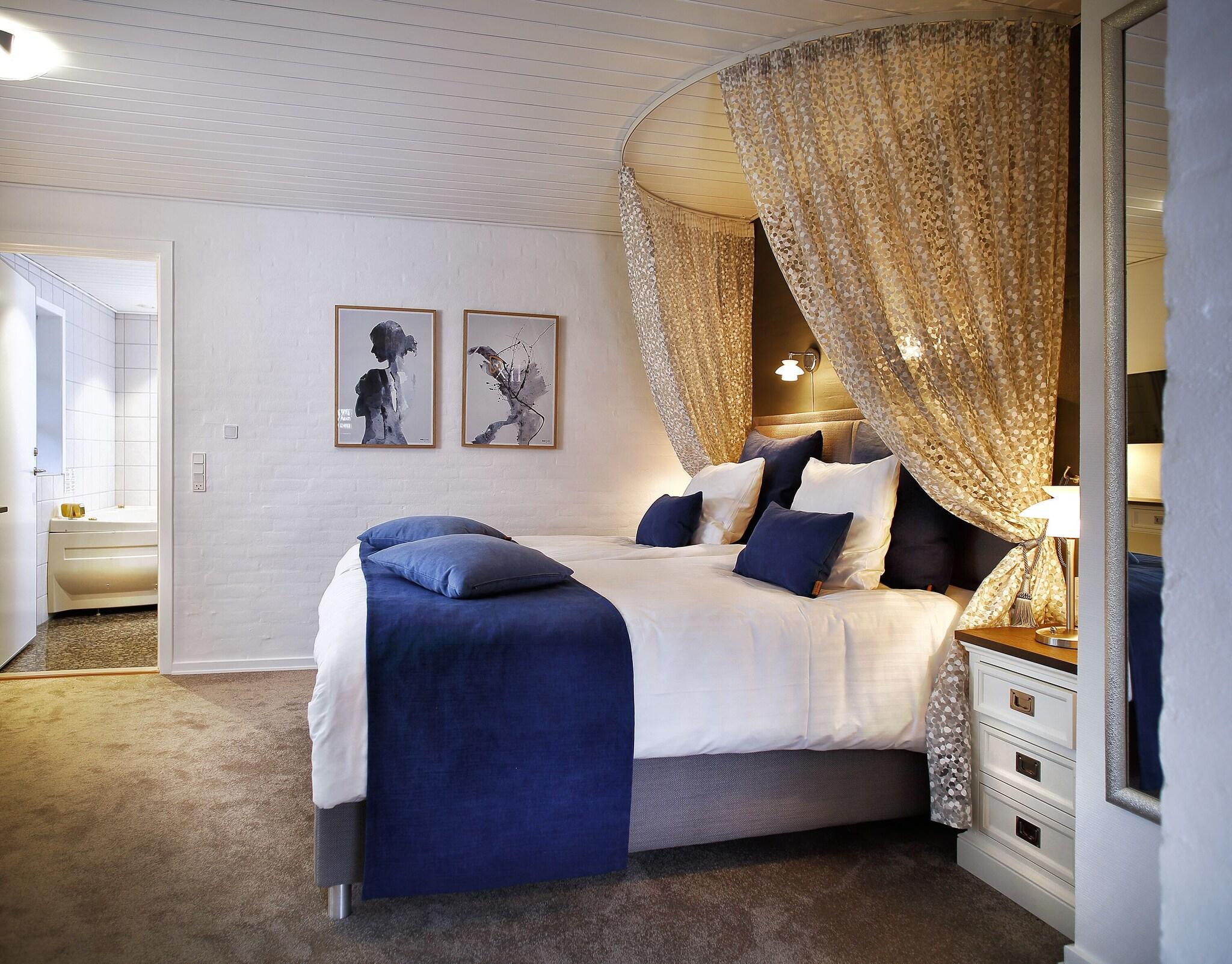 Suite with Double Bed