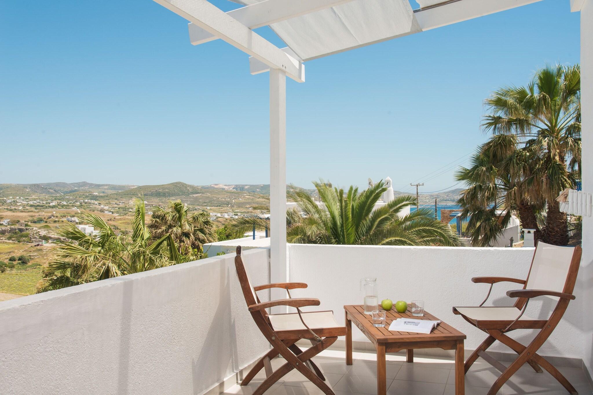 Junior Suite Queen Size Bed