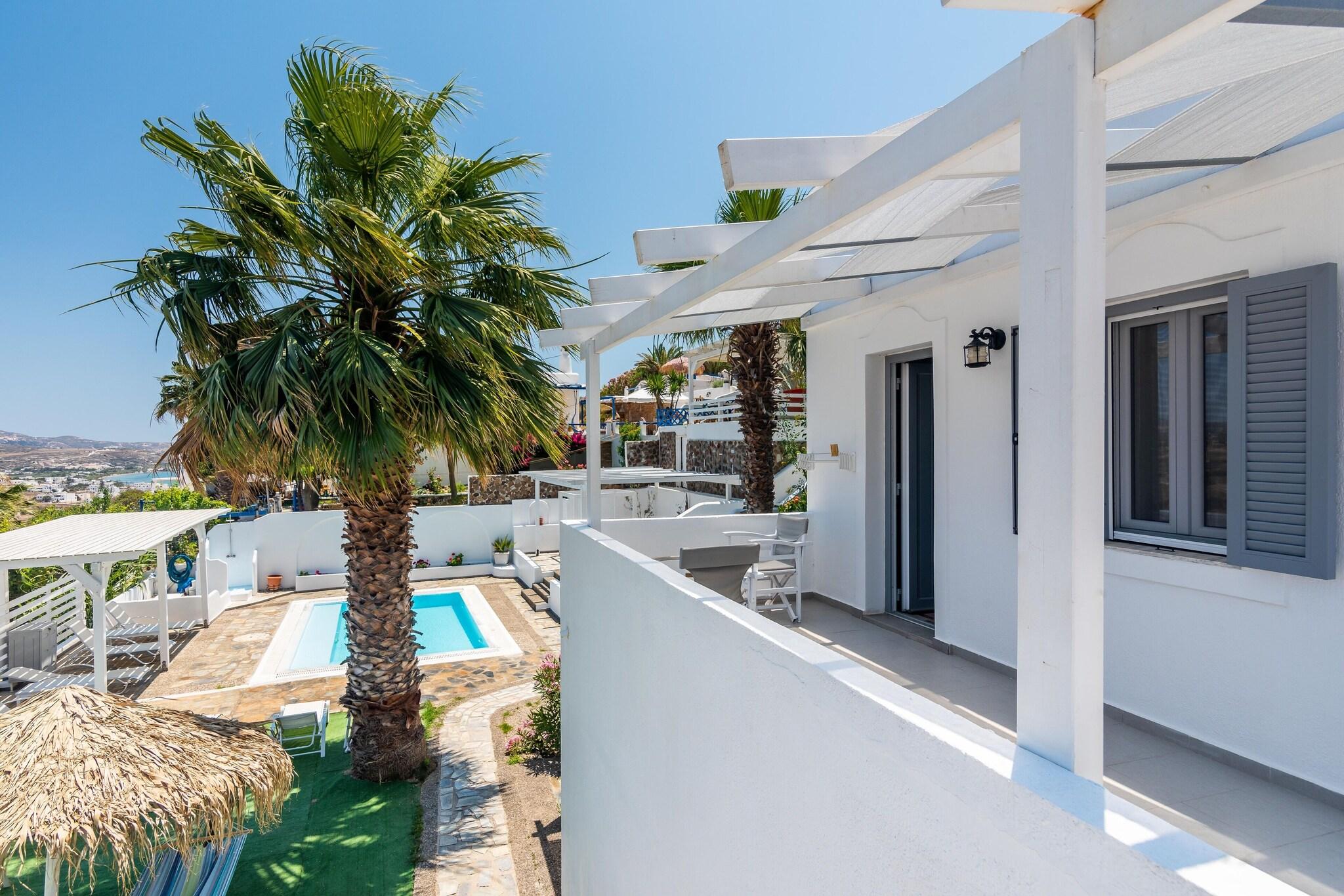 Junior Suite Queen Size Bed