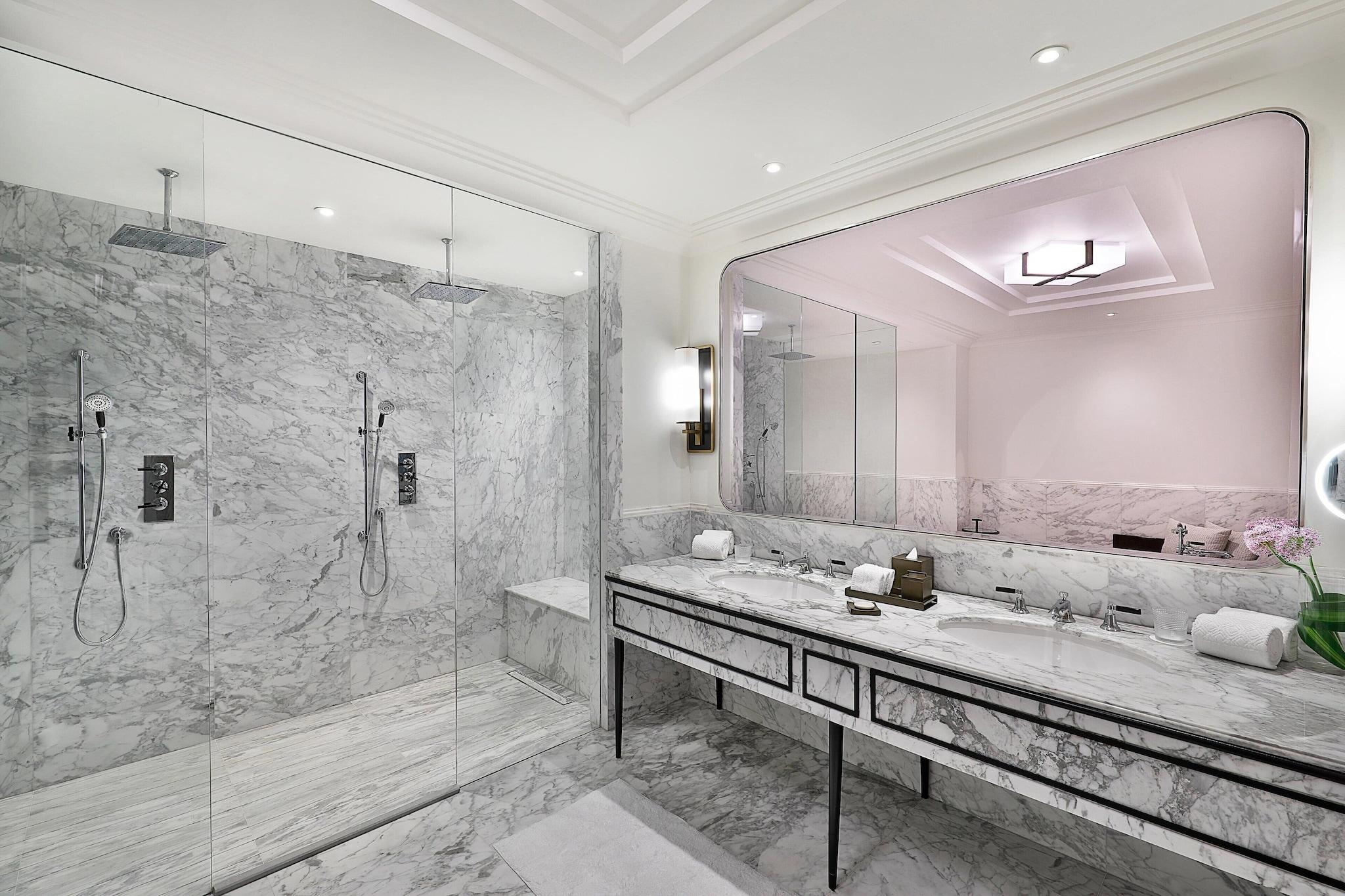 Suite One Bedroom with Views