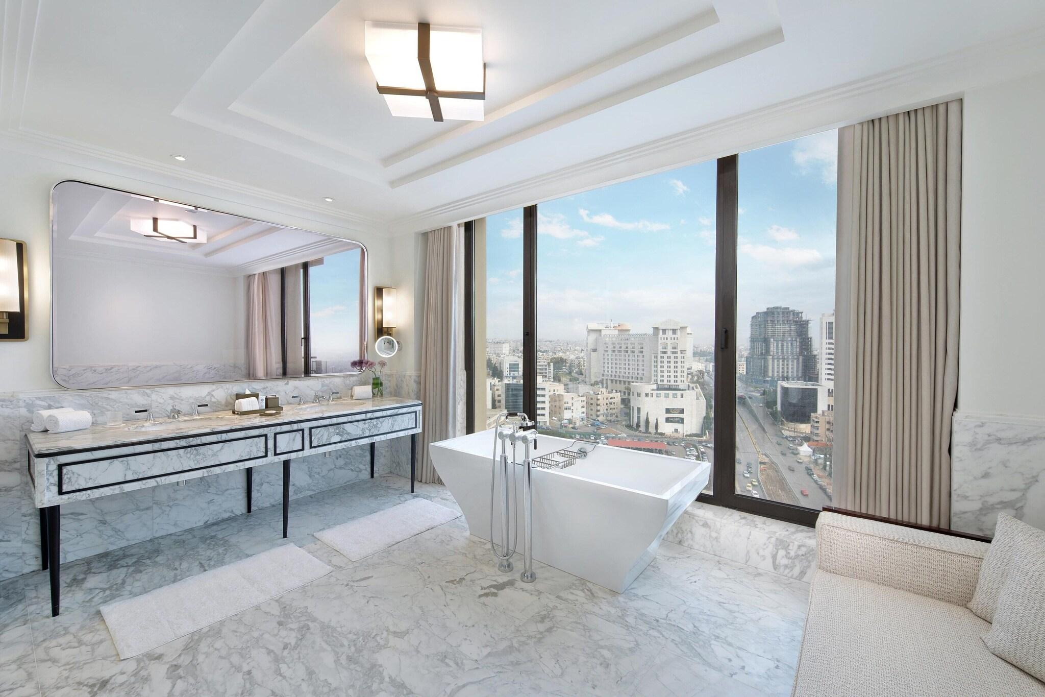 Suite King Bed One Bedroom 