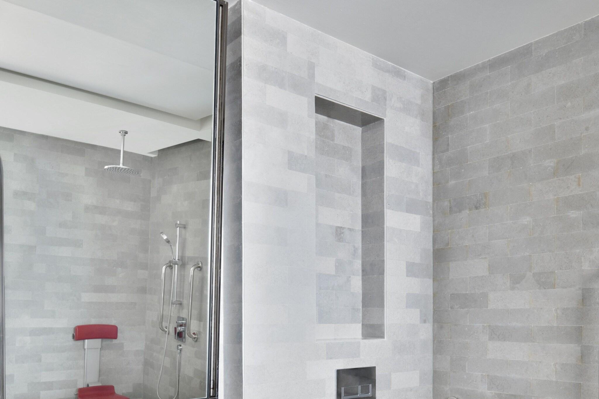 Double Deluxe Mountain View