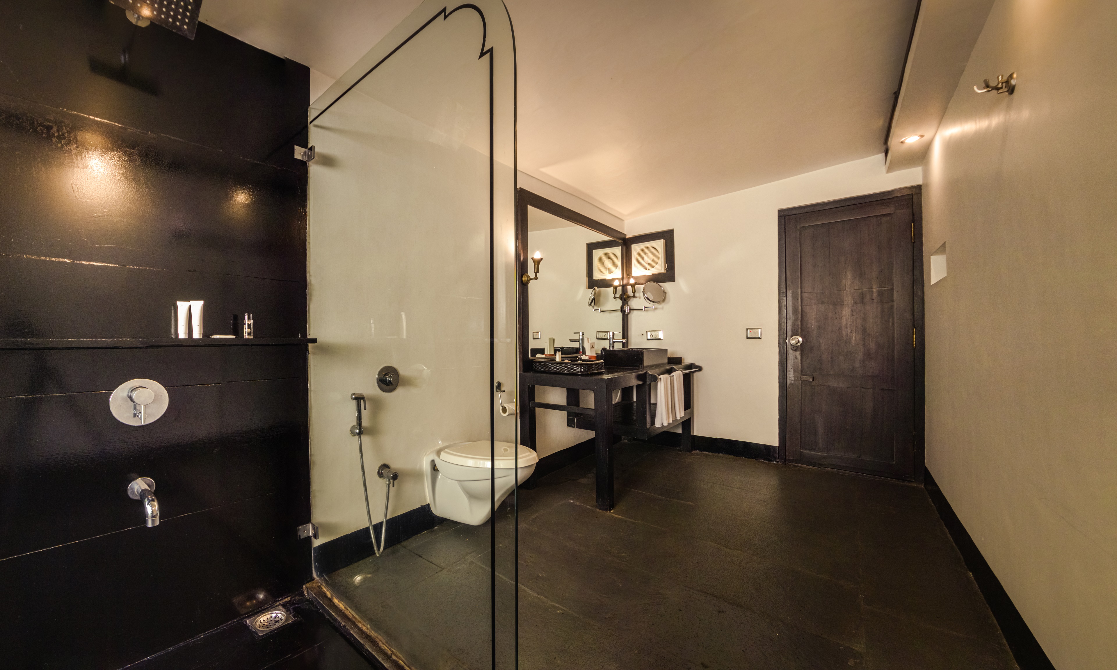 Twin One Bedroom One Bathroom