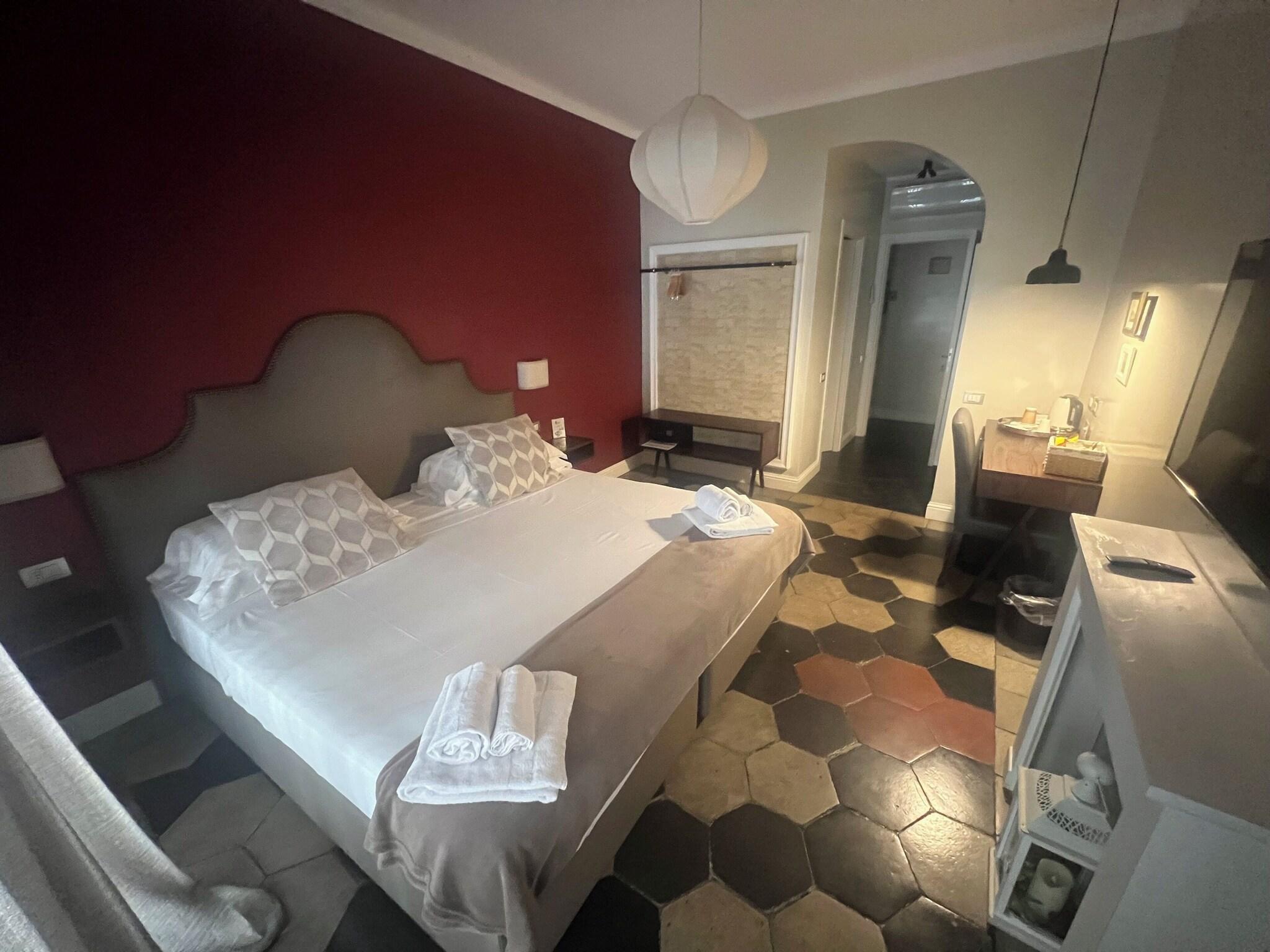 Double or Twin Deluxe King Bed