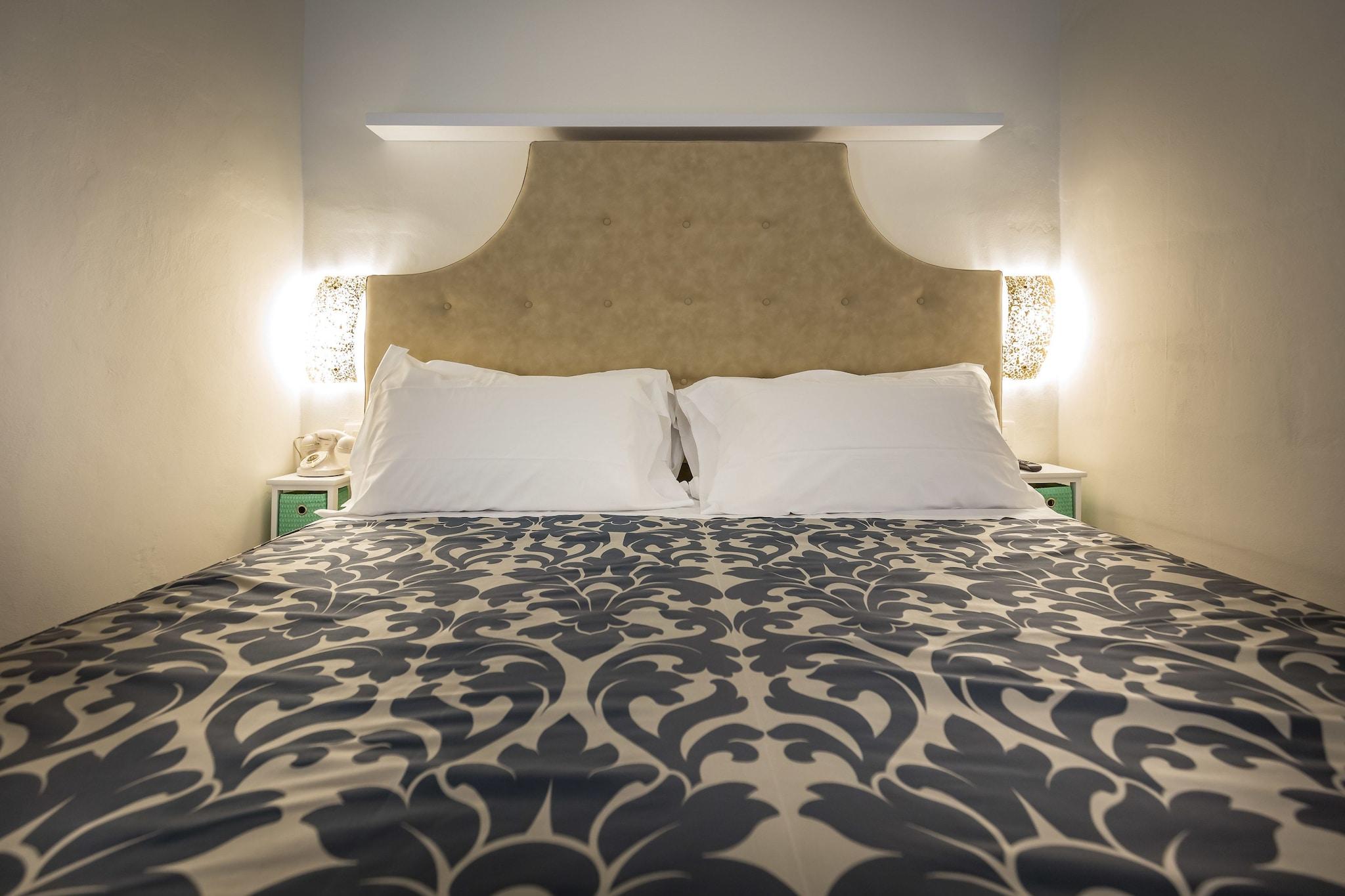 Suite with Kitchenette