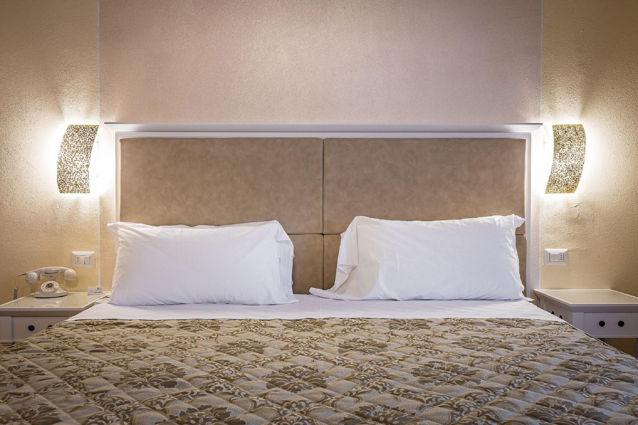 Double Deluxe Queen Bed