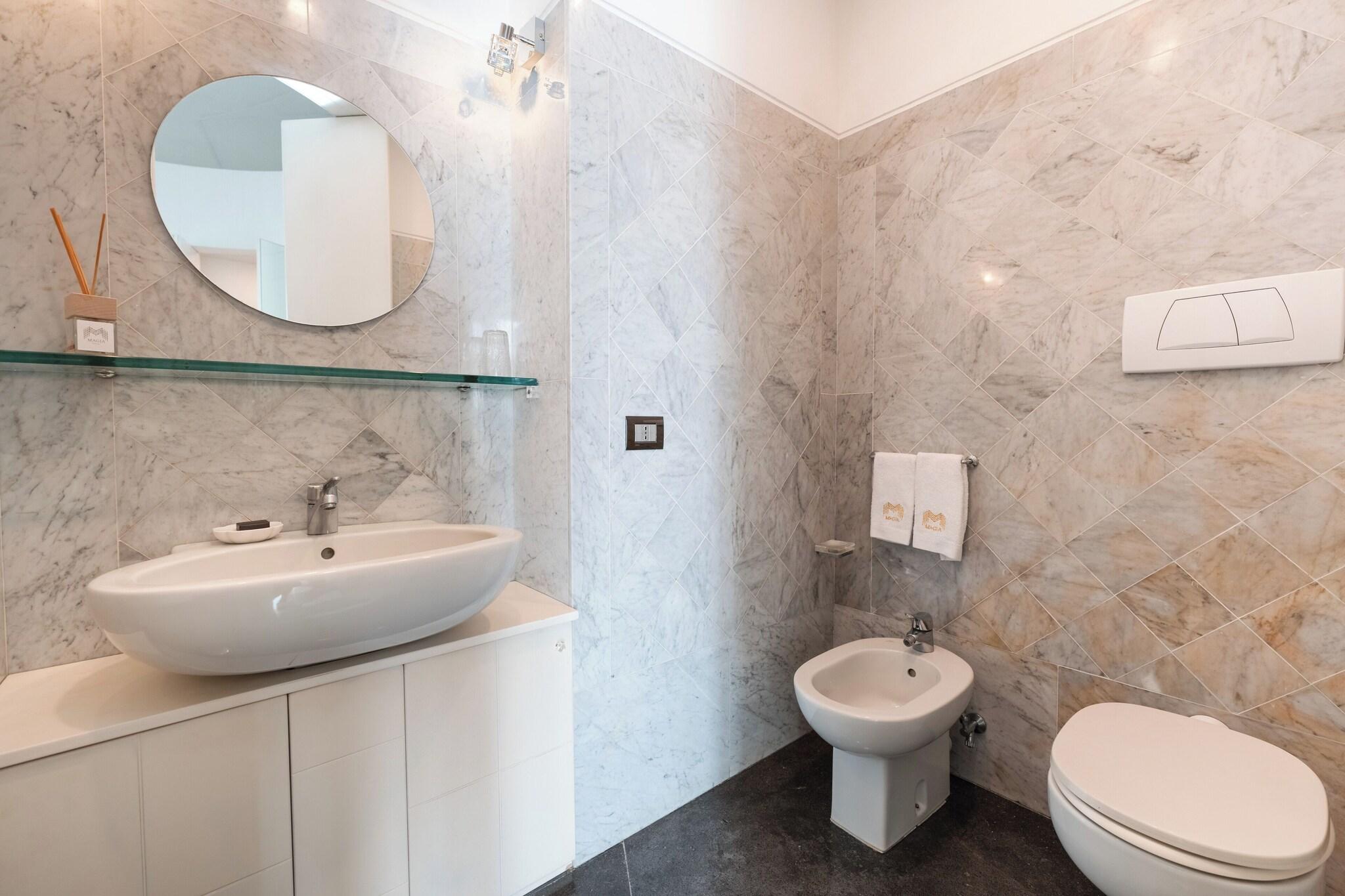 Suite Sea View King Bed