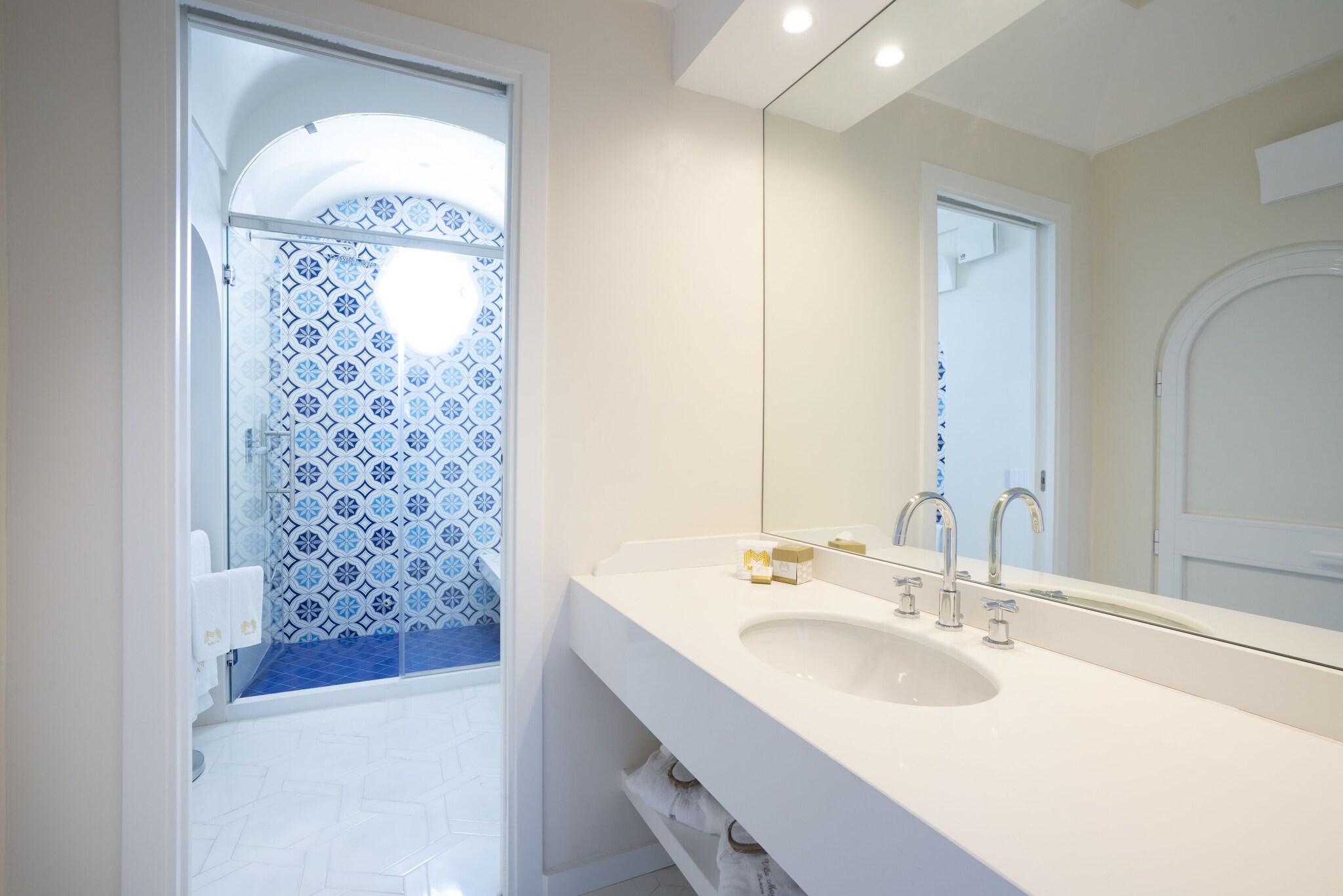 Double Two Queen Beds