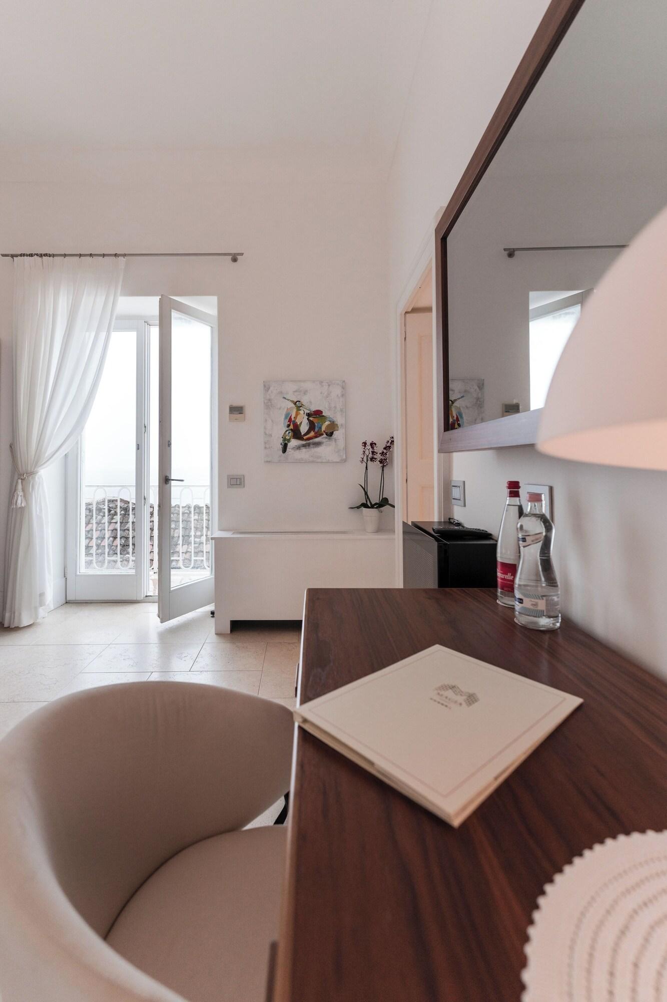 Double Queen Size Bed